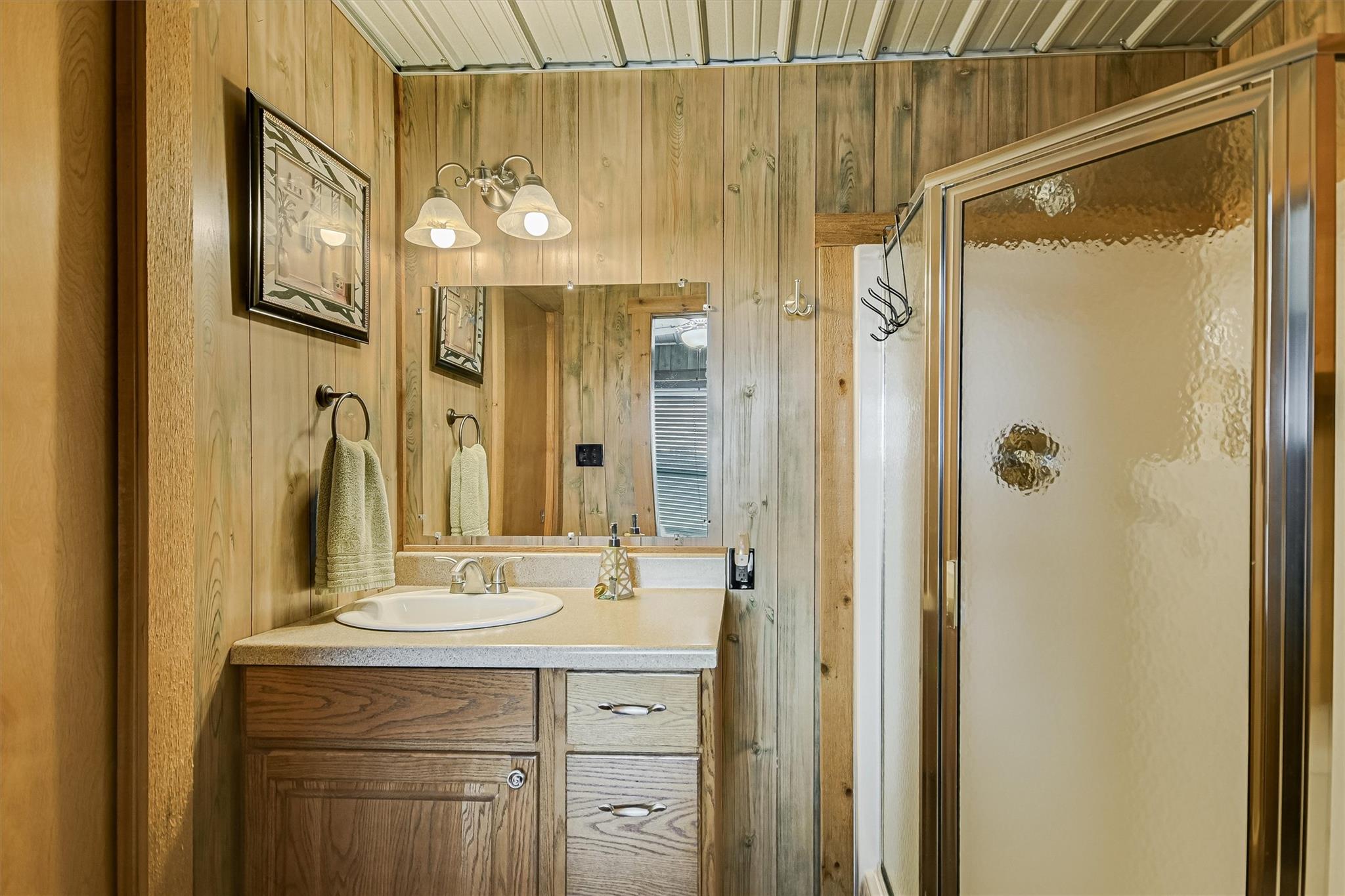 1700 Plum Ln, Brenham, TX 77833