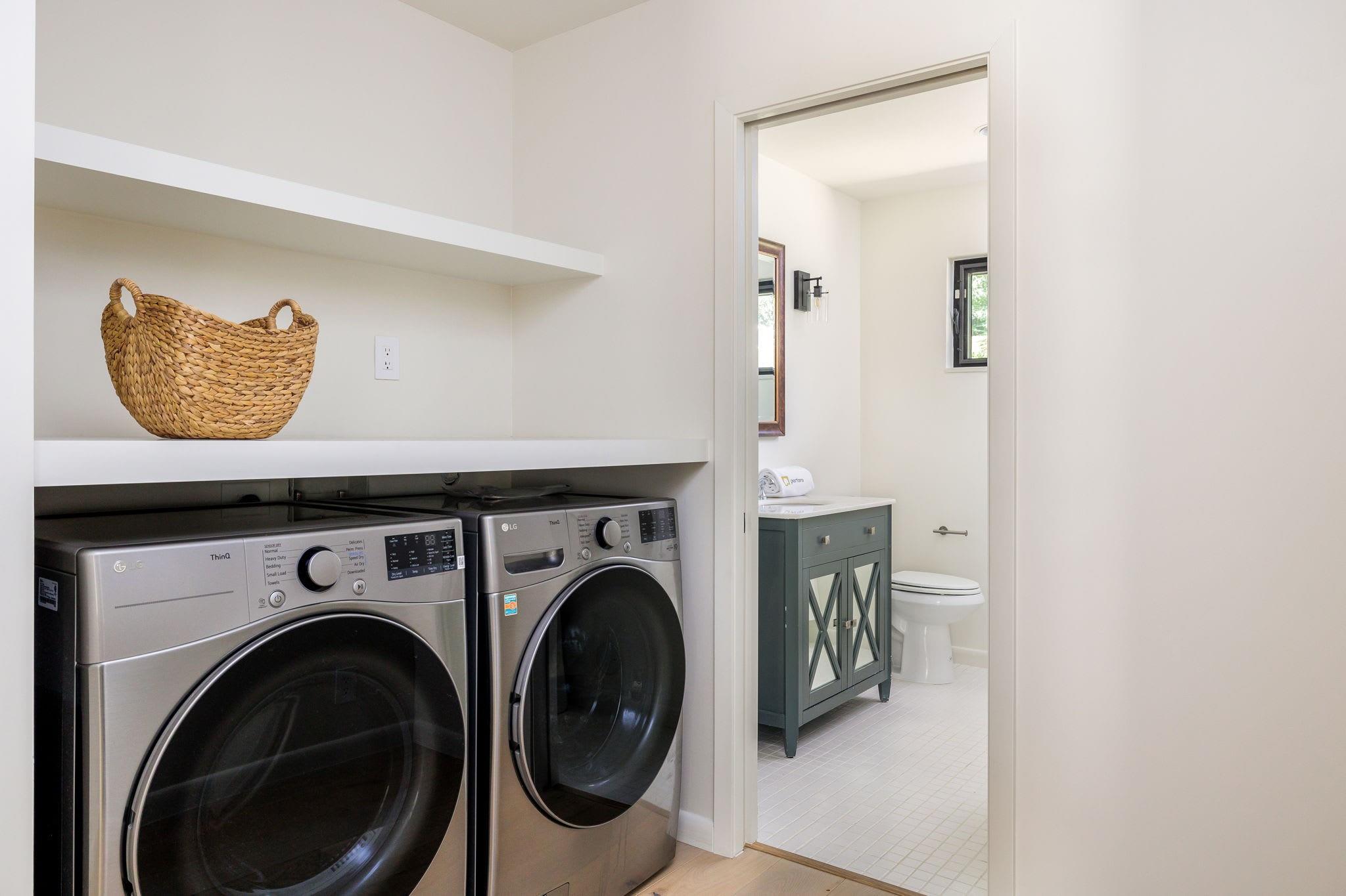 2212 East Side Dr, Austin, TX 78704