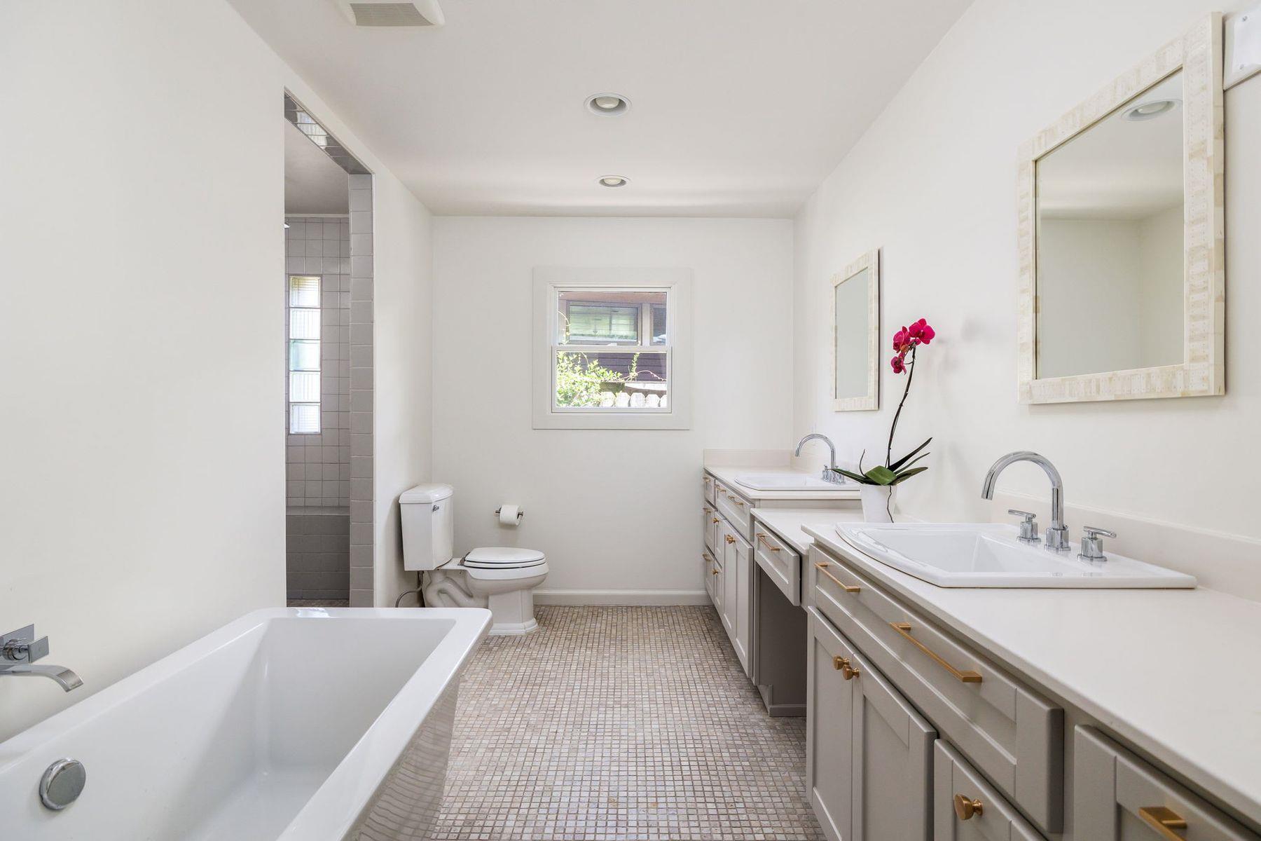 2212 East Side Dr, Austin, TX 78704