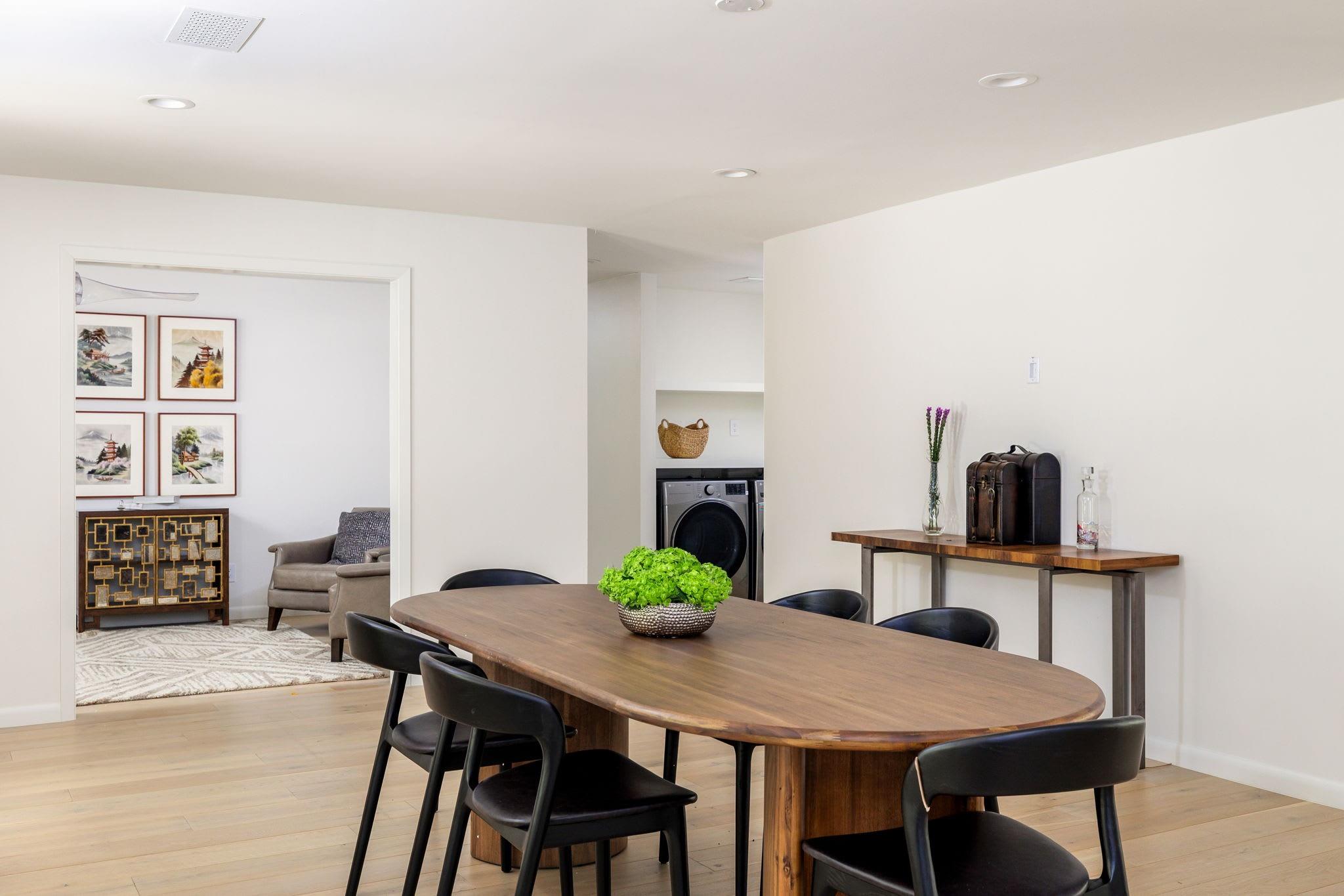 2212 East Side Dr, Austin, TX 78704