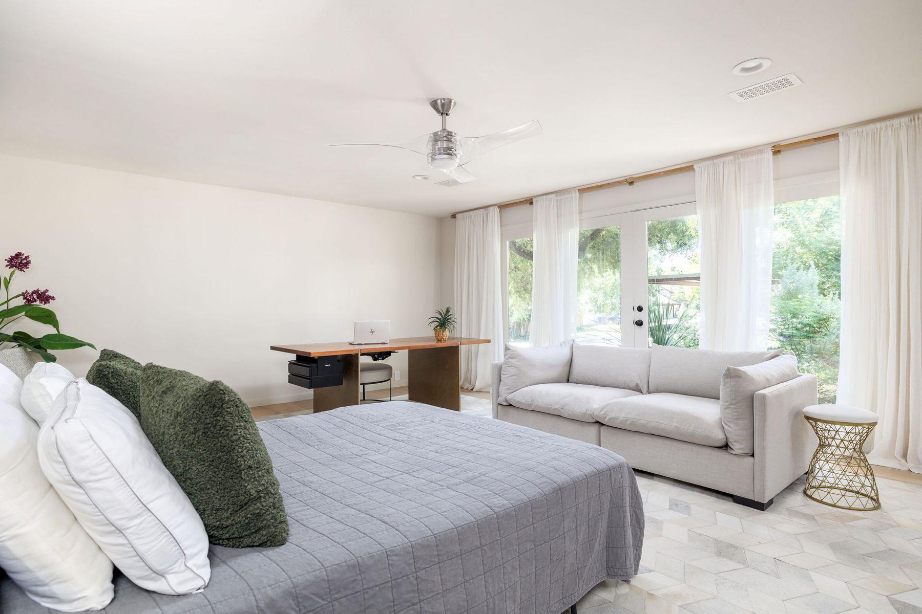 2212 East Side Dr, Austin, TX 78704