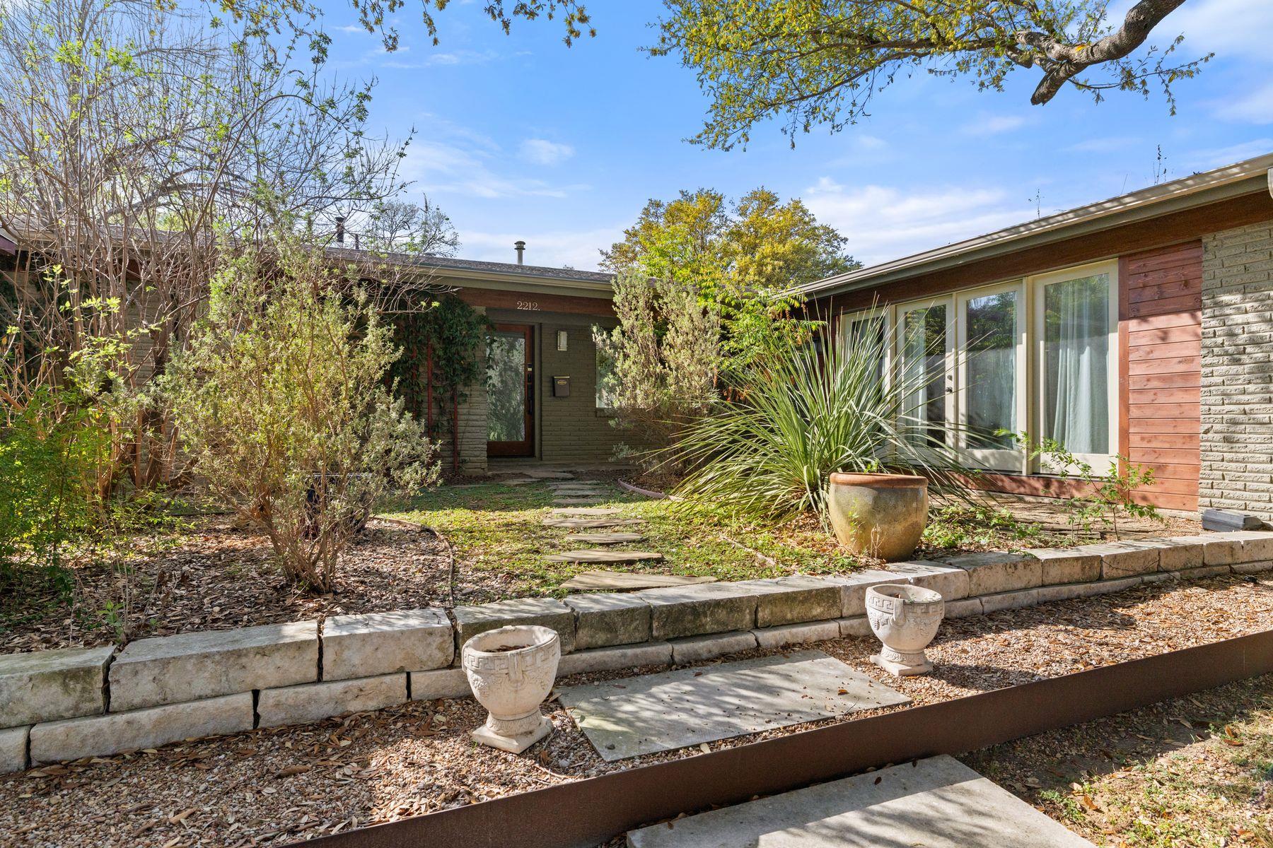 2212 East Side Dr, Austin, TX 78704