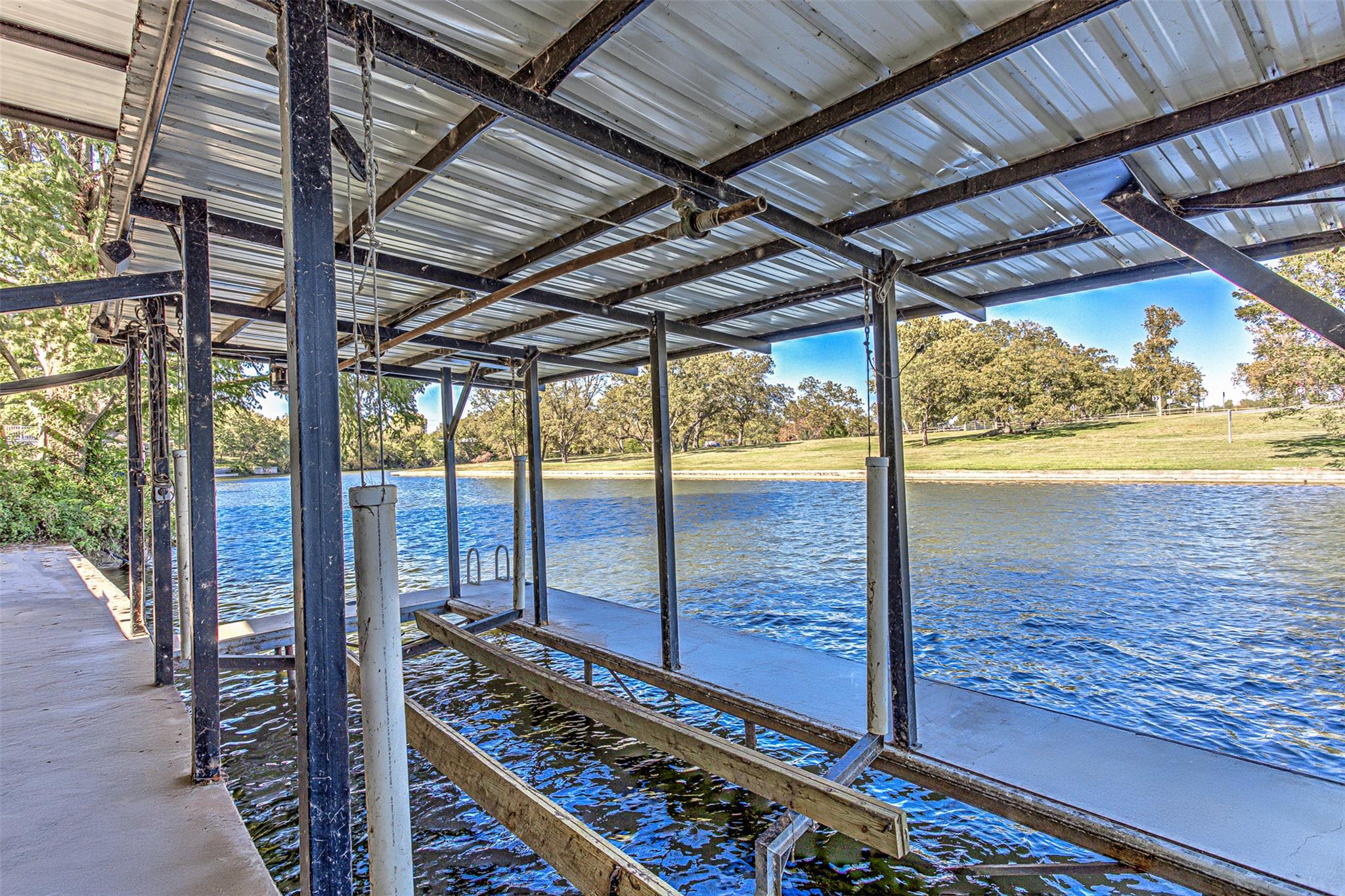 500 Lakeshore Dr, Marble Falls, TX 78654