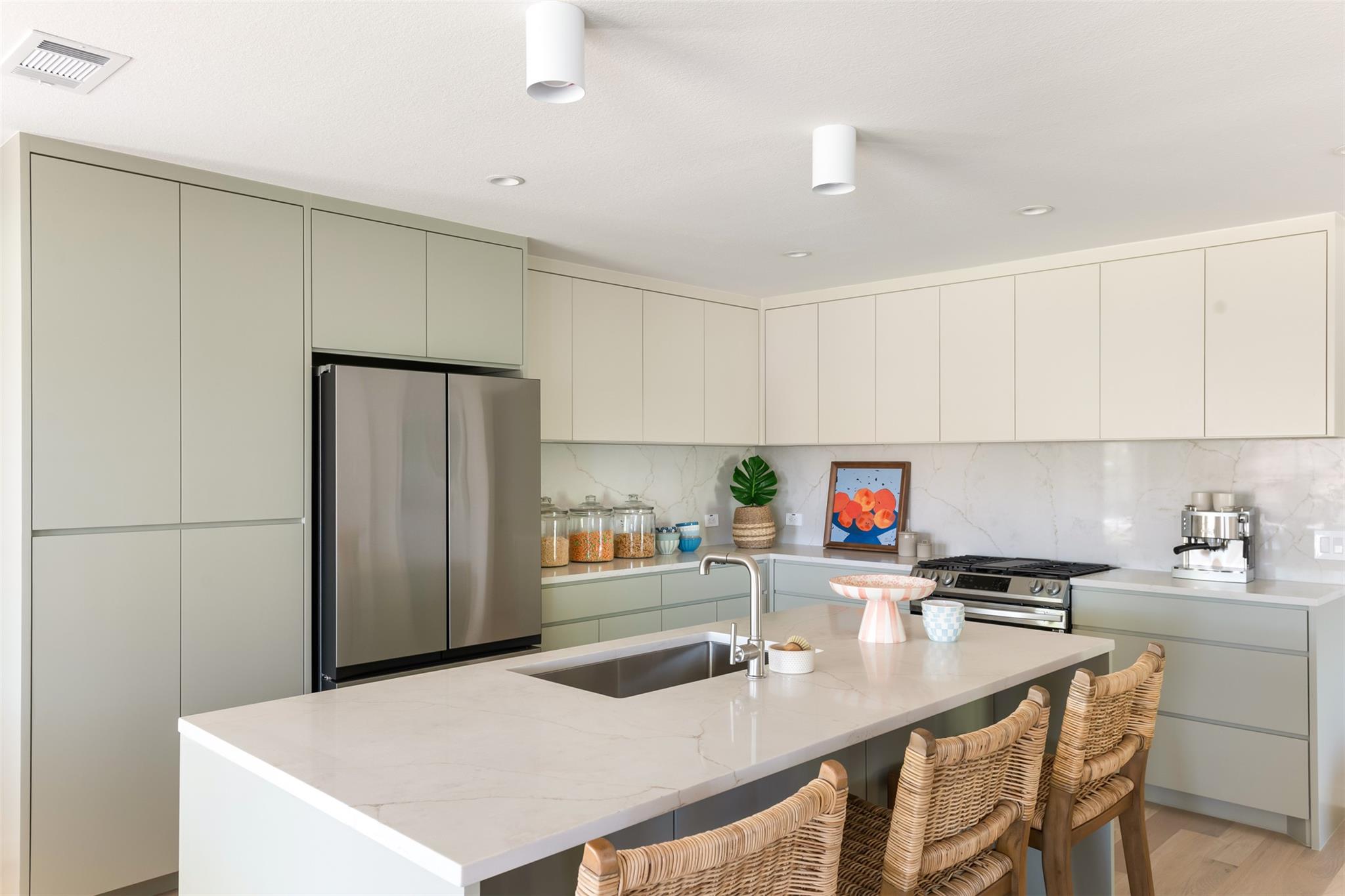 500 Lakeshore Dr, Marble Falls, TX 78654