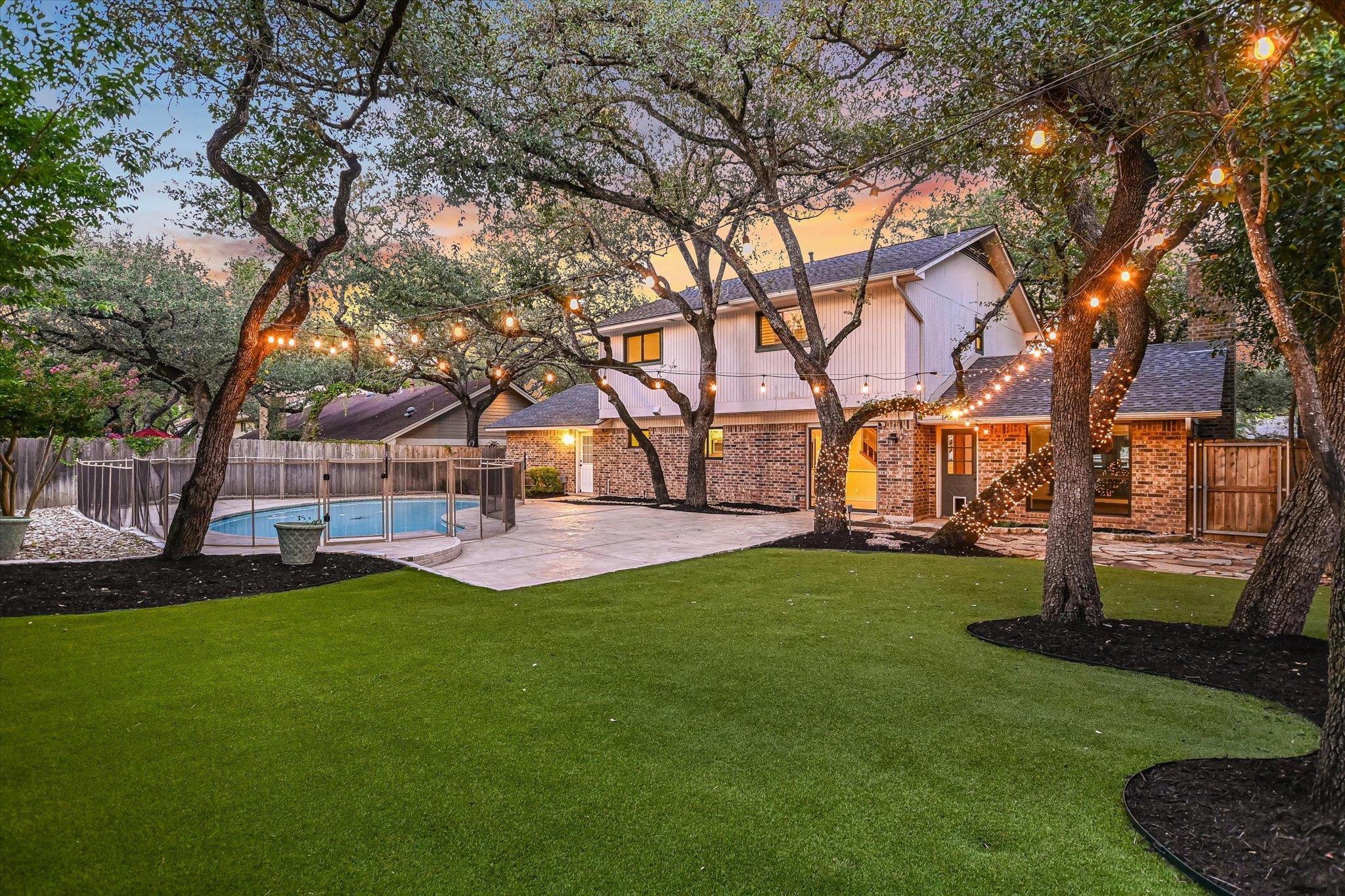 11210 Deadoak Ln, Austin, TX 78759