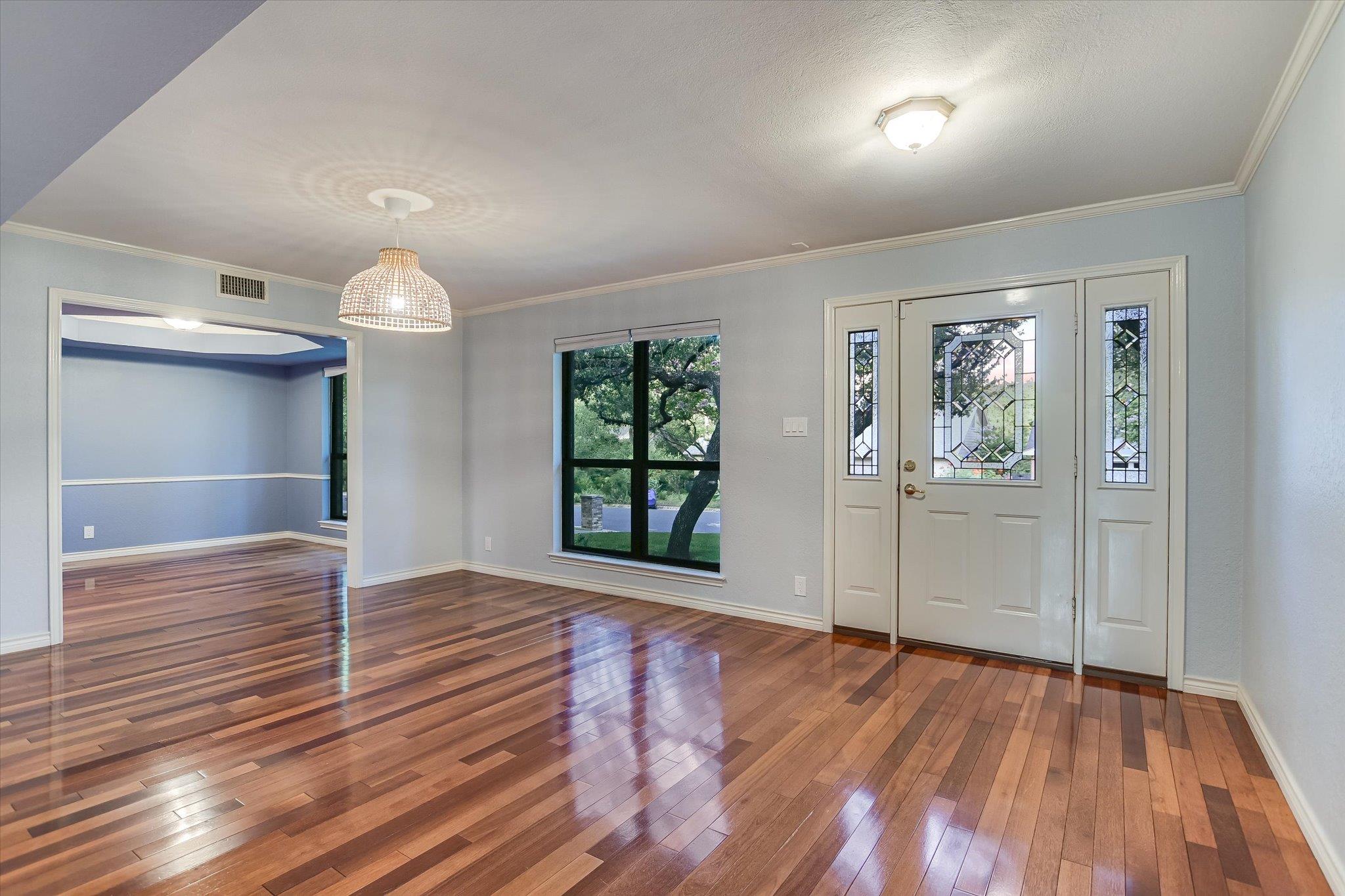 11210 Deadoak Ln, Austin, TX 78759