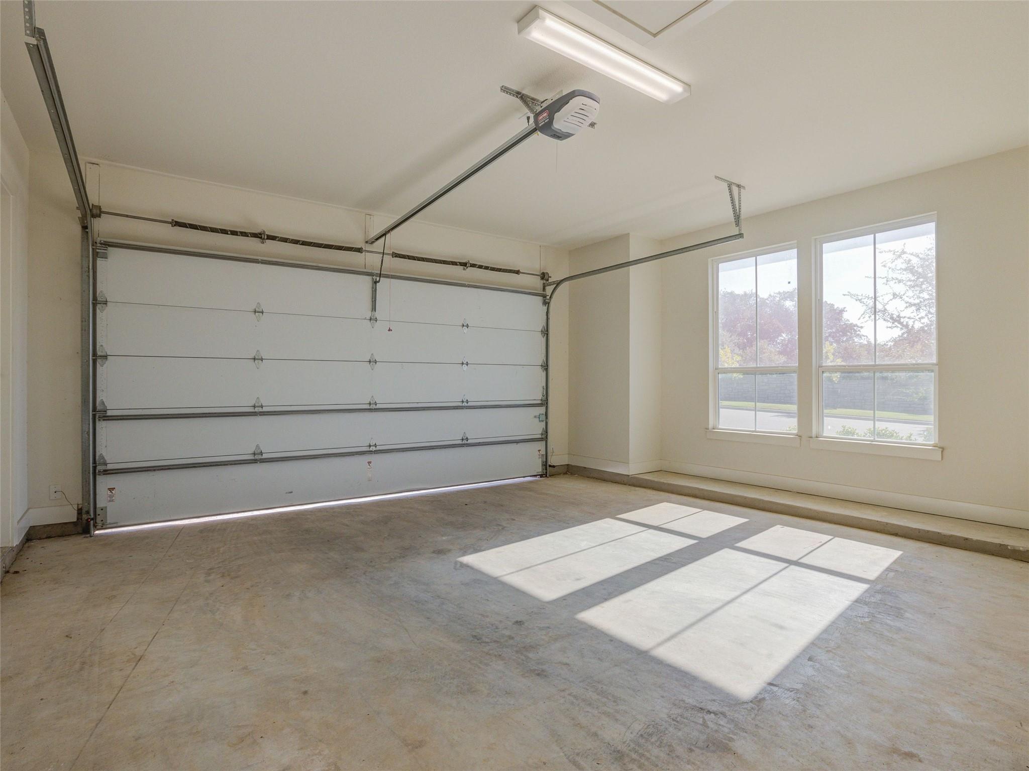 345 Two Creeks Ln, Austin, TX 78737