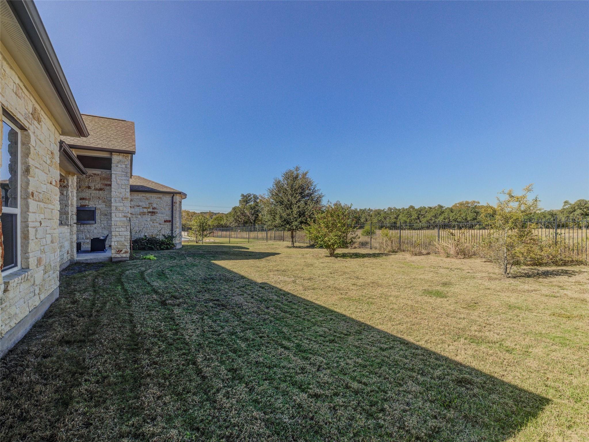 345 Two Creeks Ln, Austin, TX 78737