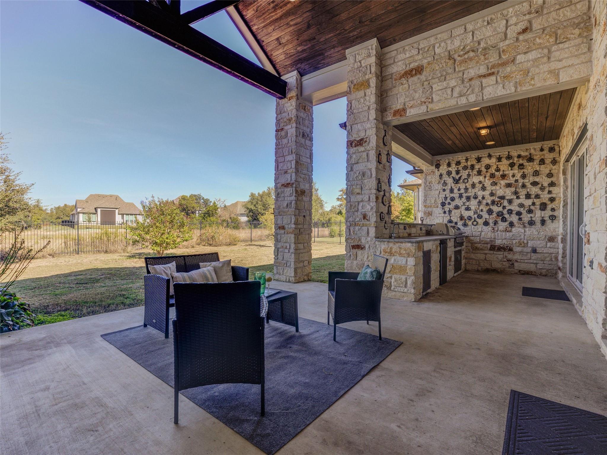 345 Two Creeks Ln, Austin, TX 78737
