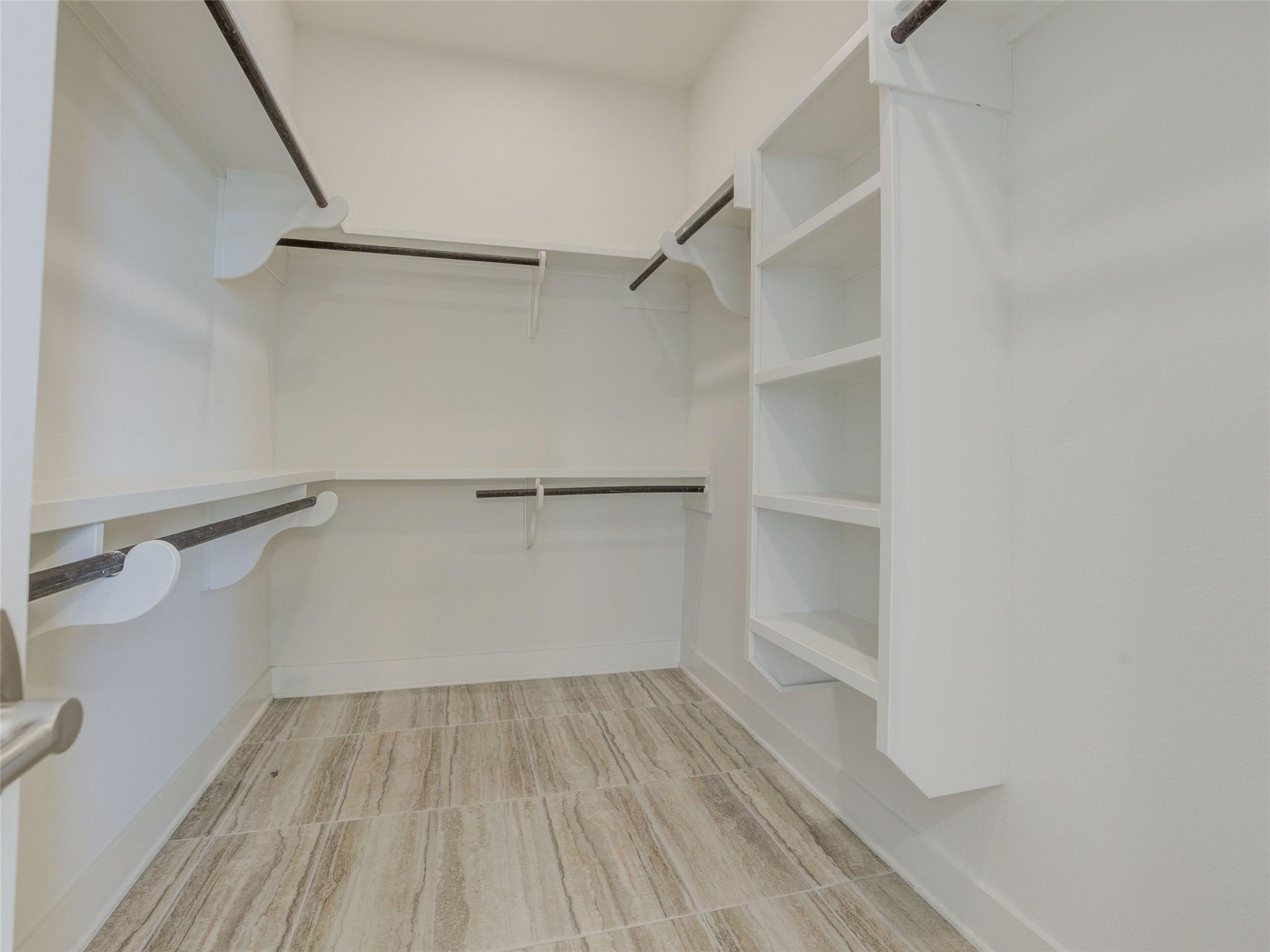 345 Two Creeks Ln, Austin, TX 78737