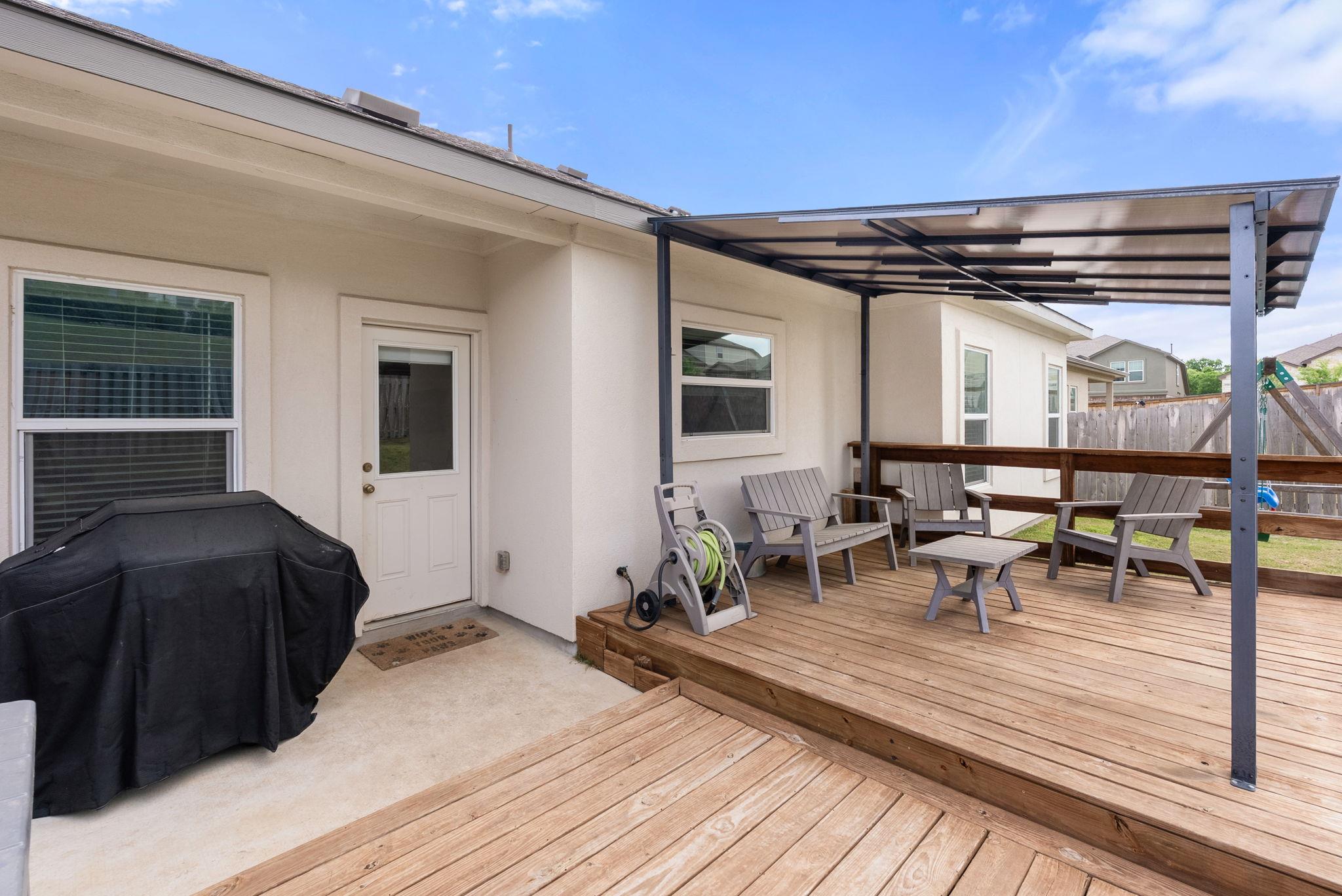 1240 Sweetspire St, Leander, TX 78641