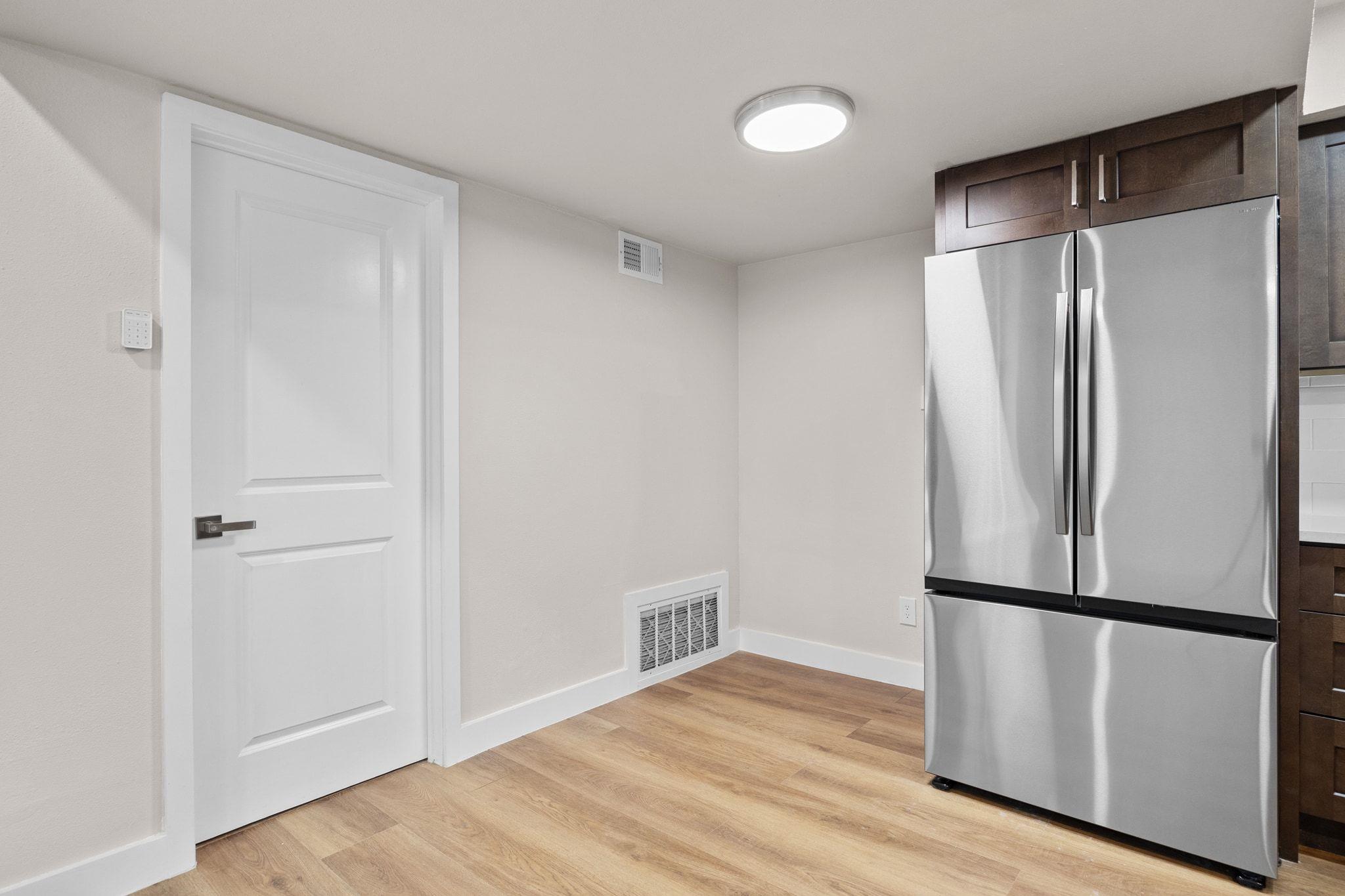 1905 Cedar Ridge Dr # B, Austin, TX 78741