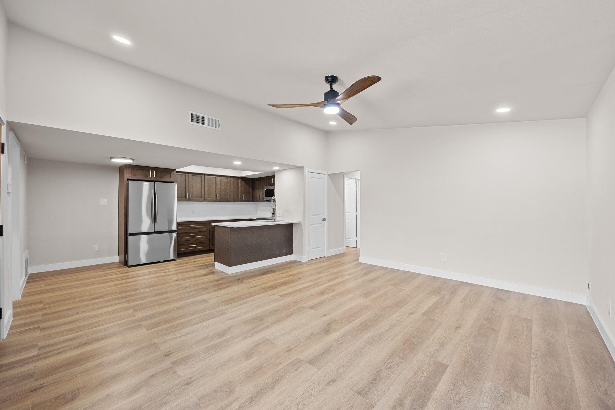 1905 Cedar Ridge Dr # B, Austin, TX 78741