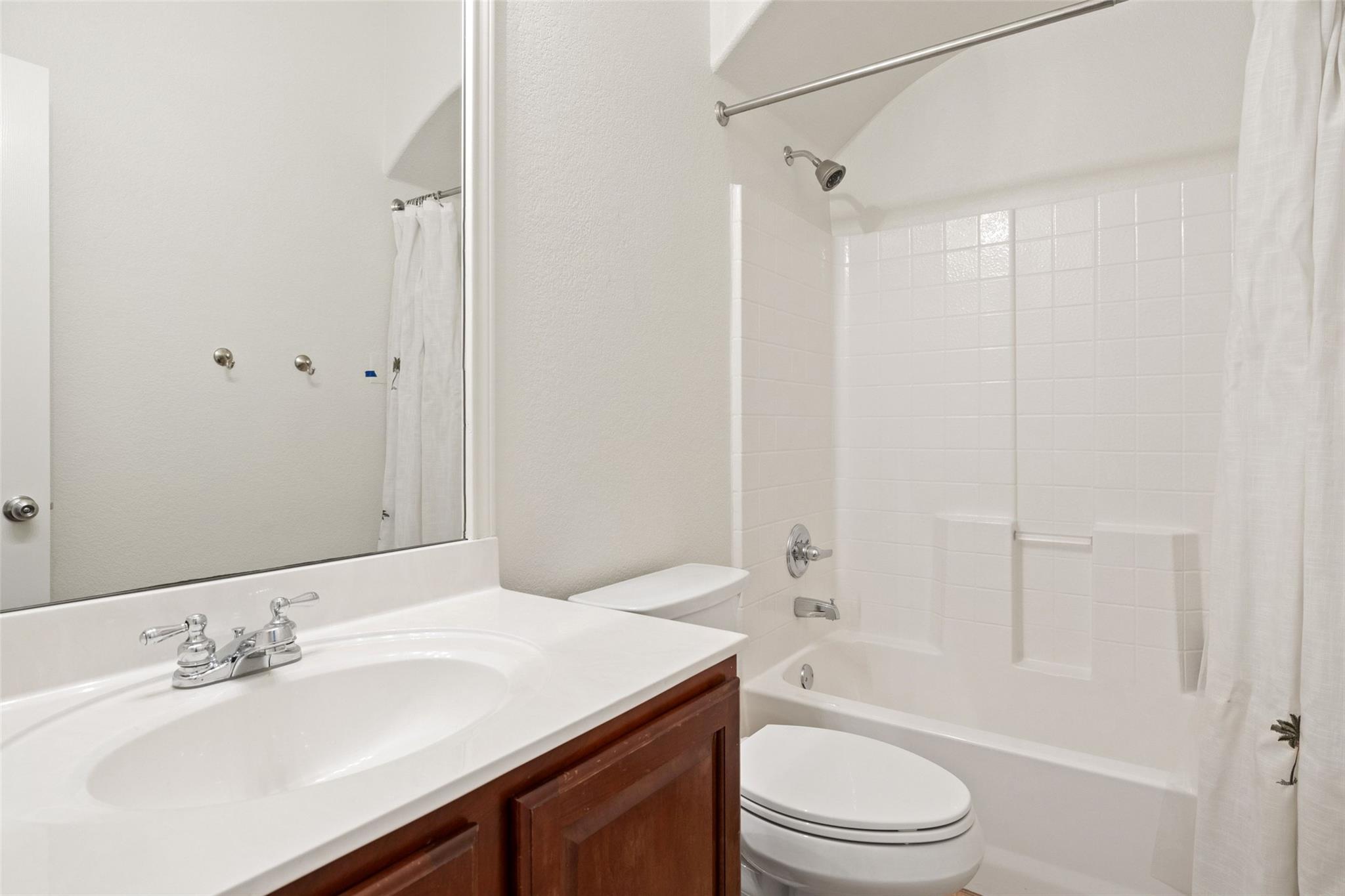 3904 Harvey Penick Dr, Round Rock, TX 78664