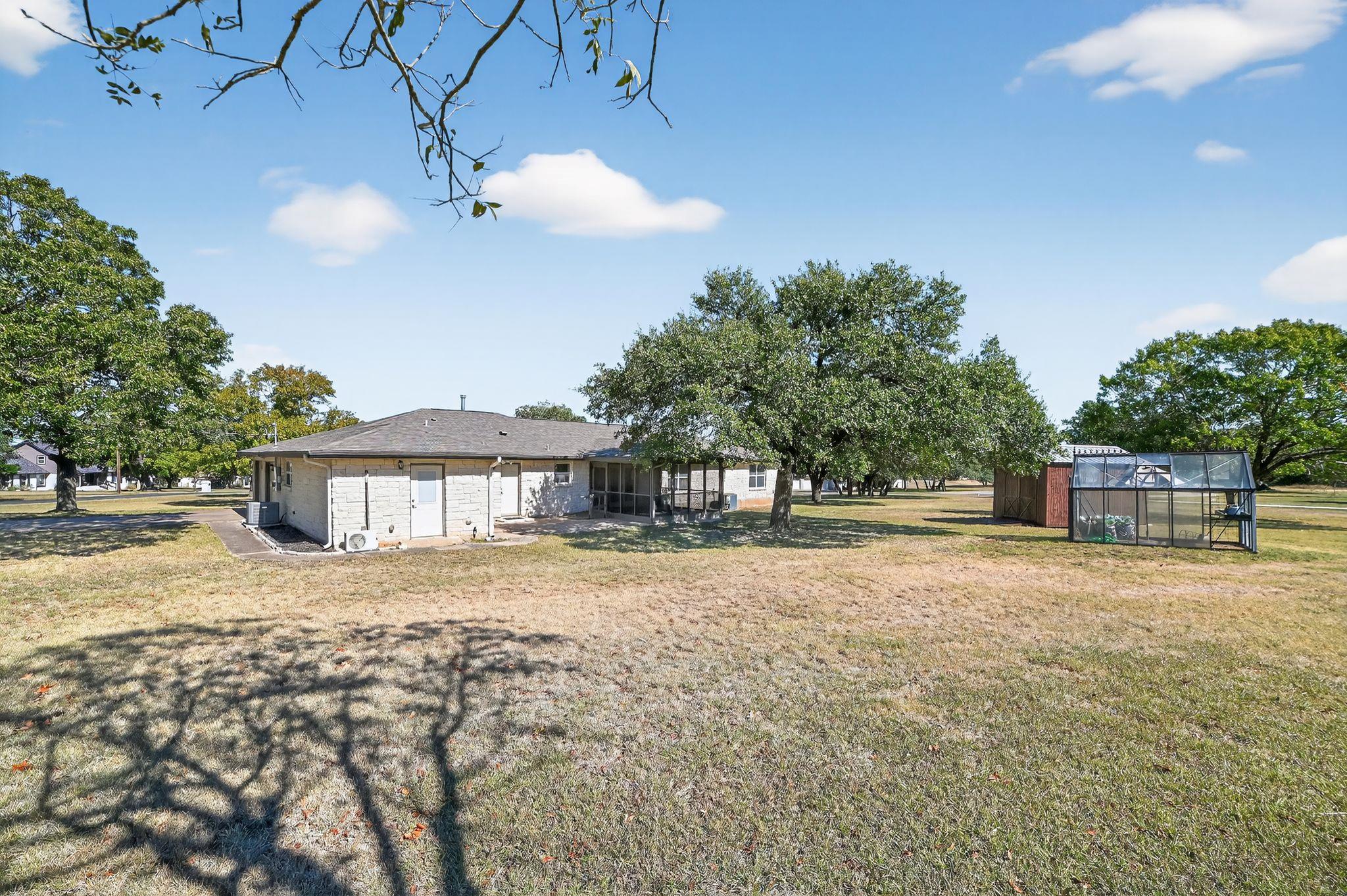 313 Starview Dr, Georgetown, TX 78628