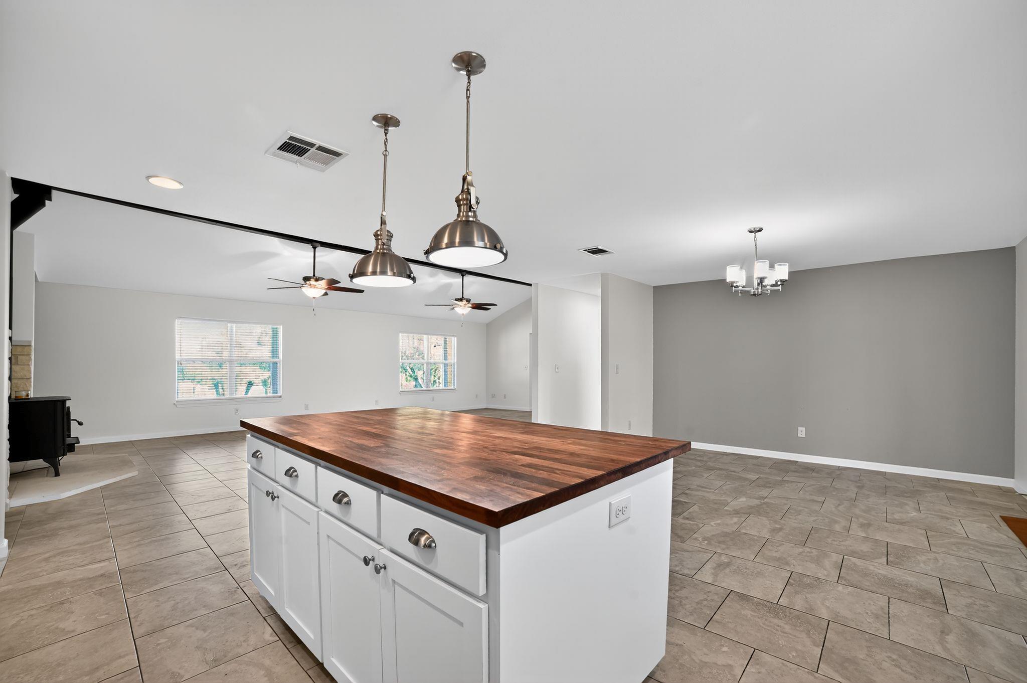 313 Starview Dr, Georgetown, TX 78628