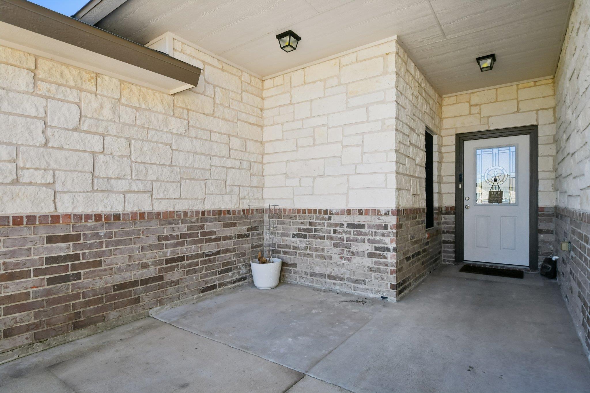 2594 Belle Hubbard Trl, Belton, TX 76513