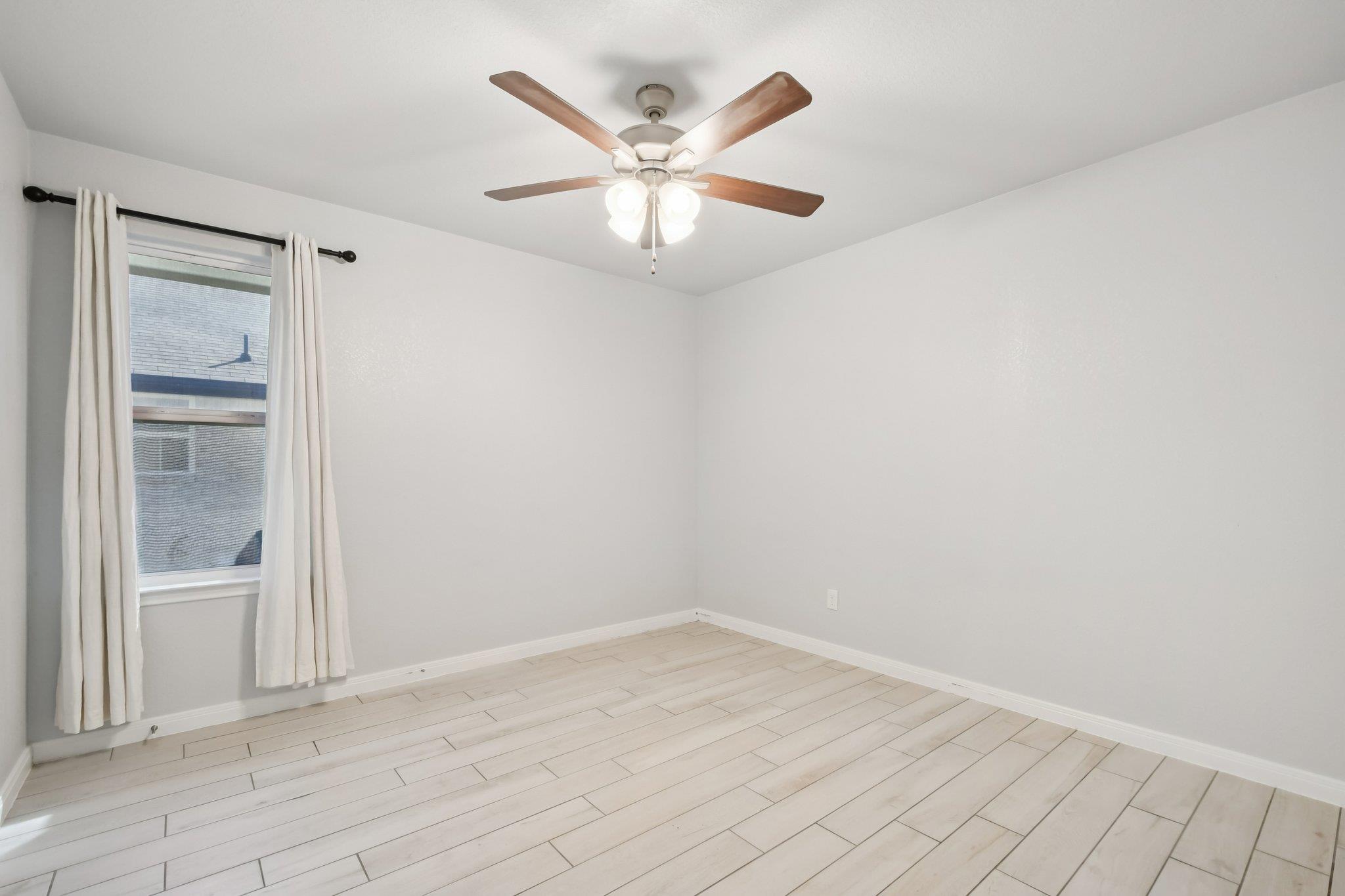 2594 Belle Hubbard Trl, Belton, TX 76513