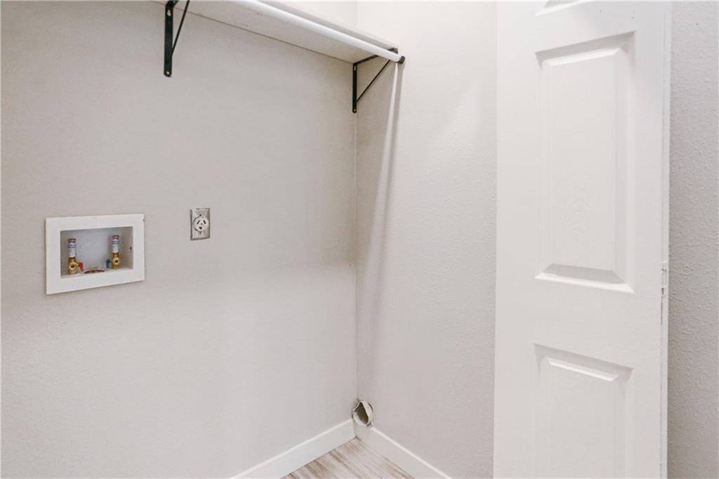 9504 Menchaca Rd # B, Austin, TX 78748