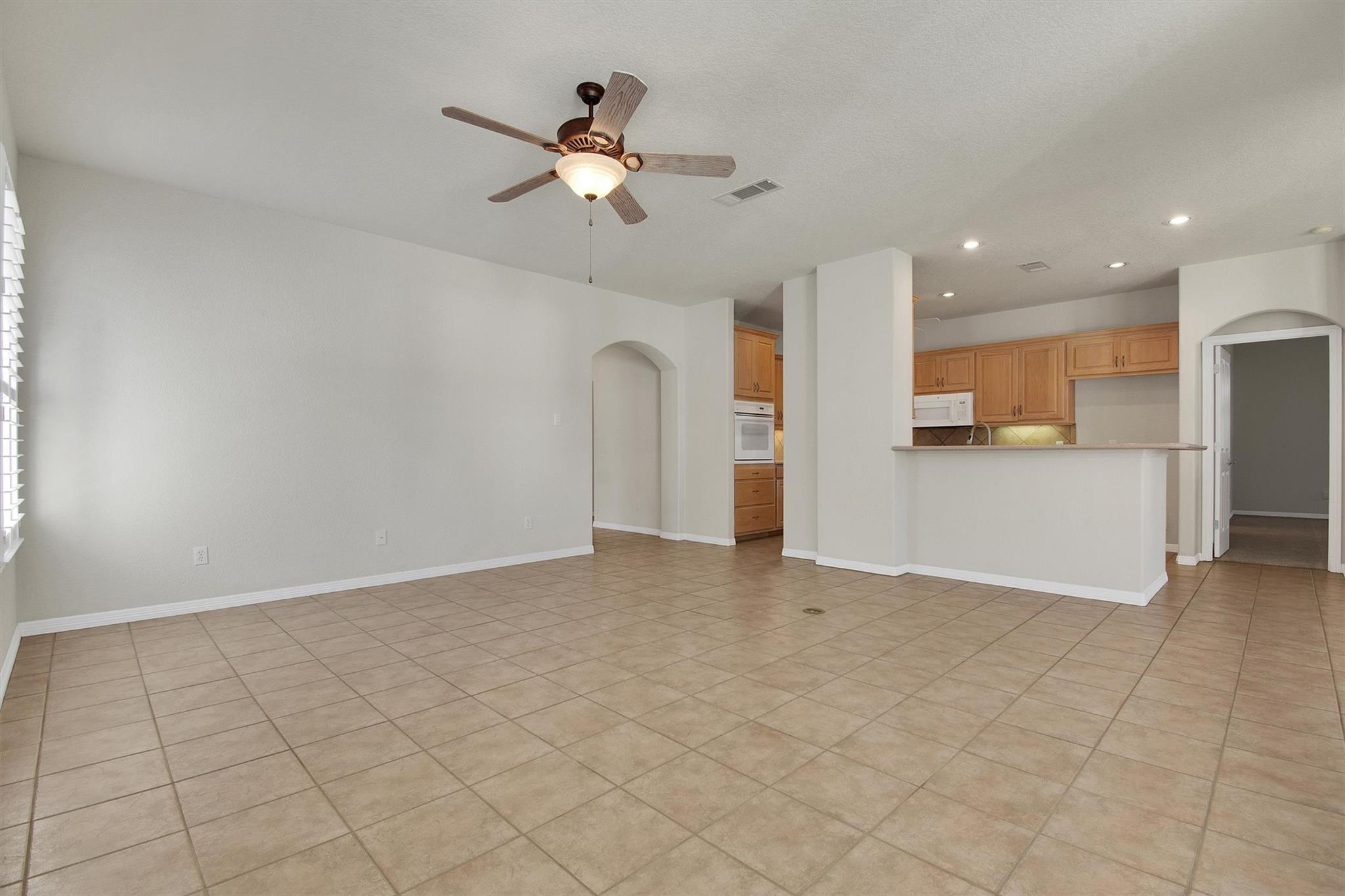 102 Lavaca Ln, Georgetown, TX 78628