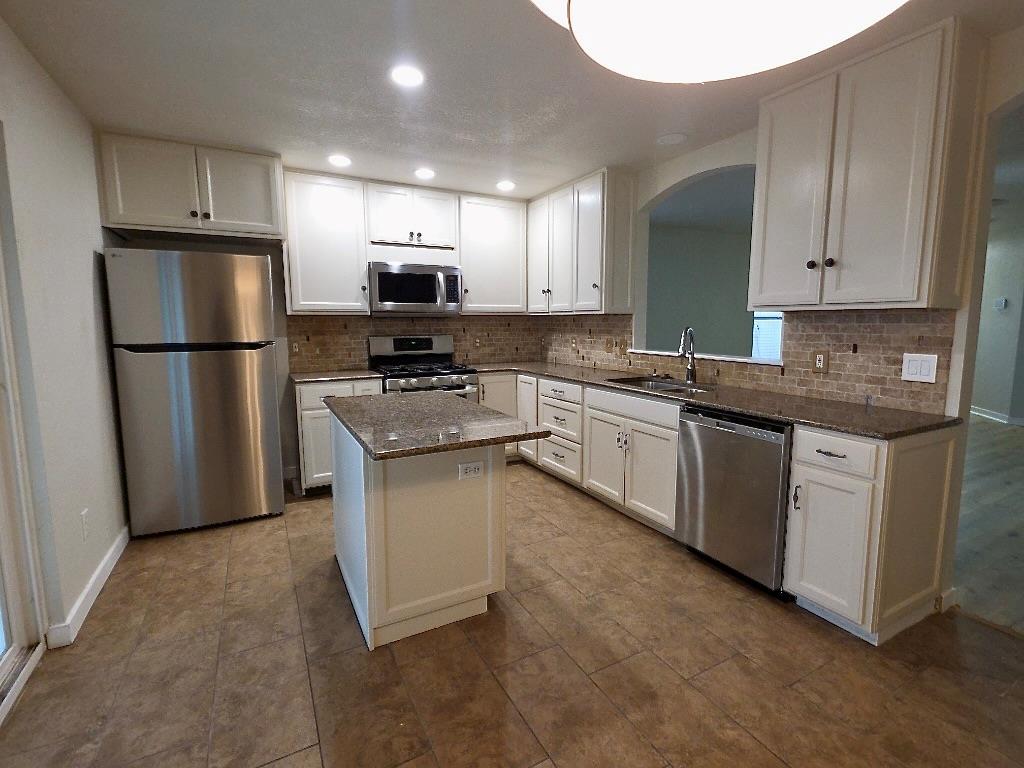 17702 Wiseman Dr, Pflugerville, TX 78660