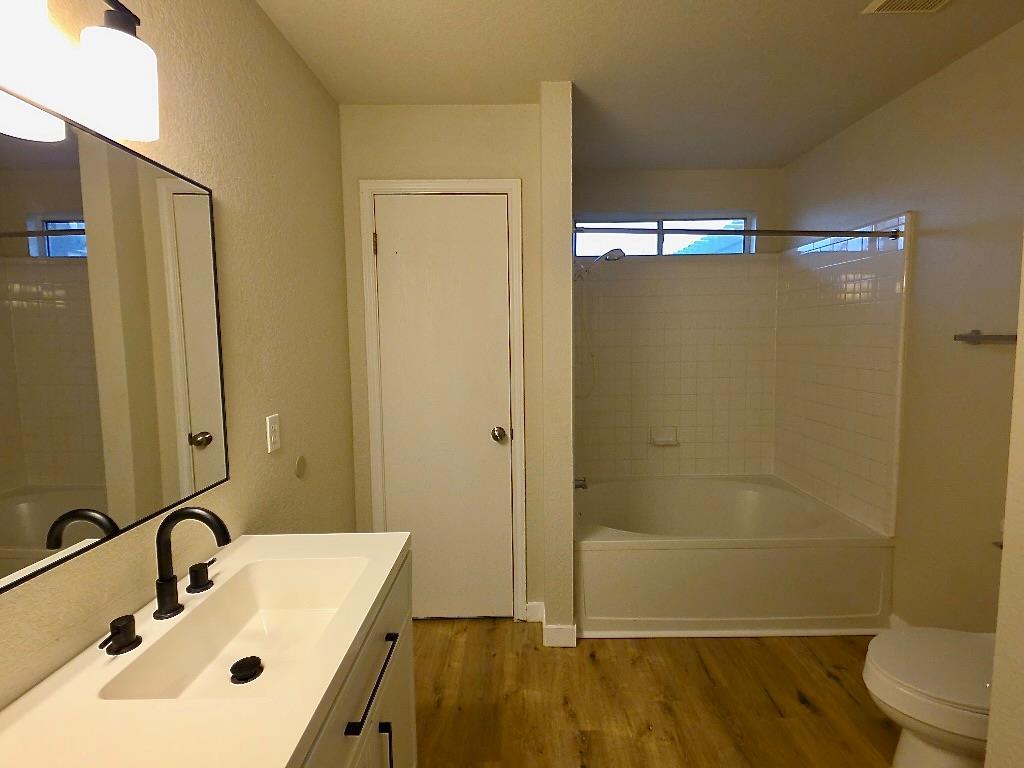 17702 Wiseman Dr, Pflugerville, TX 78660