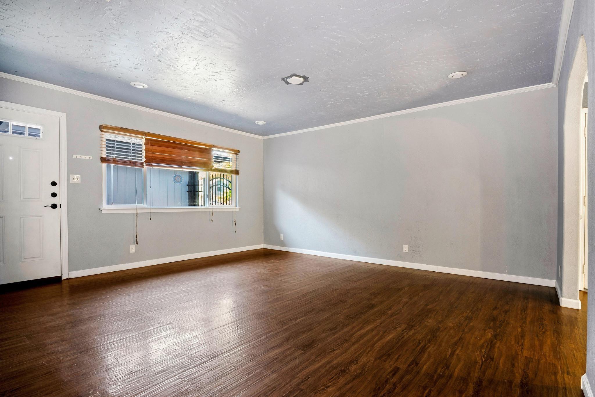 1105 Inland Grns # A, Austin, TX 78758