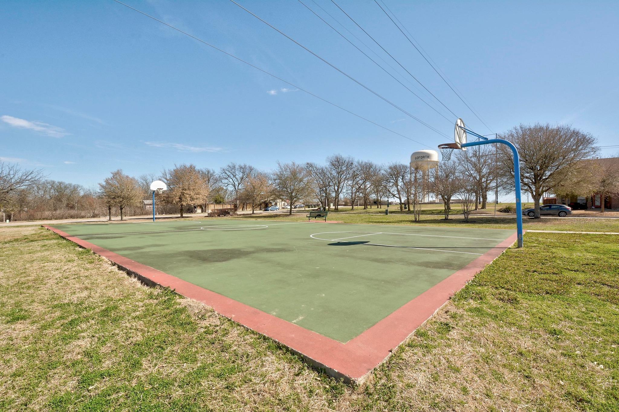 554 Sandstone Trl, Buda, TX 78610