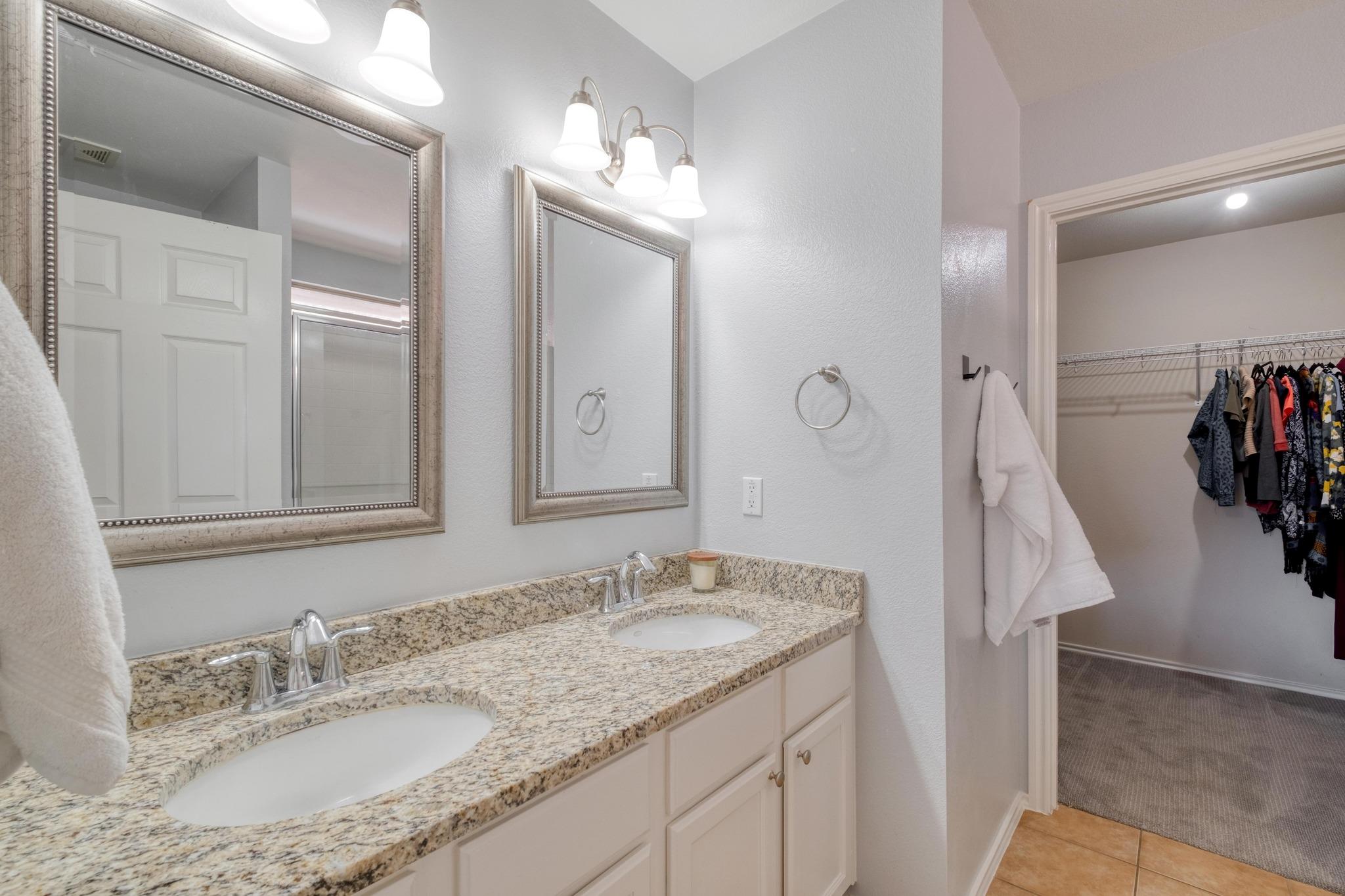 554 Sandstone Trl, Buda, TX 78610