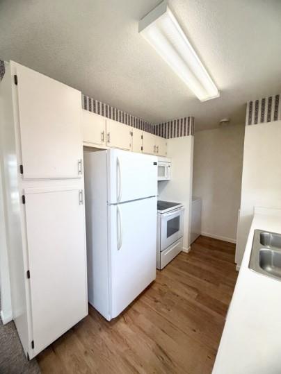 728 W San Antonio St # 106A, Lockhart, TX 78644