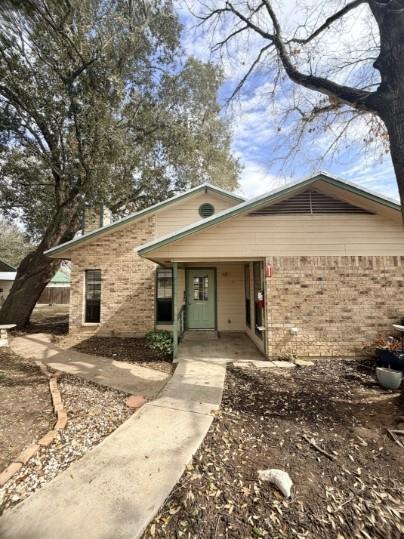 728 W San Antonio St # 106A, Lockhart, TX 78644