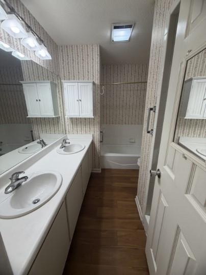 728 W San Antonio St # 104 A, Lockhart, TX 78644