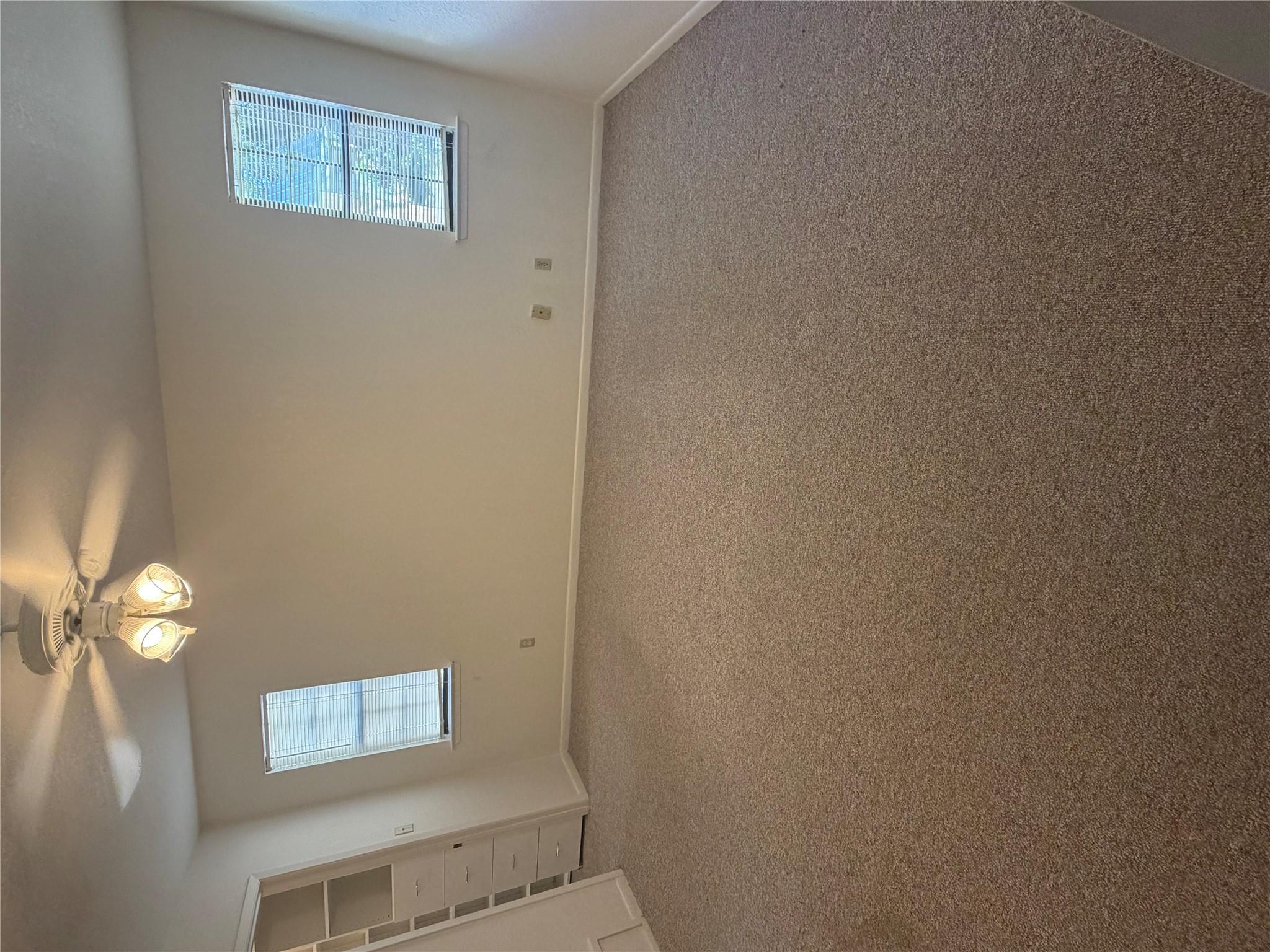 728 W San Antonio St # 102, Lockhart, TX 78644