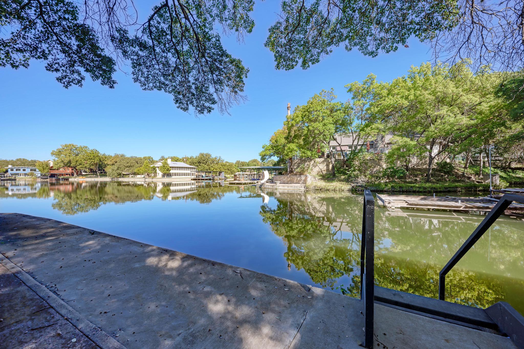 1113 County Road 132B, Kingsland, TX 78639