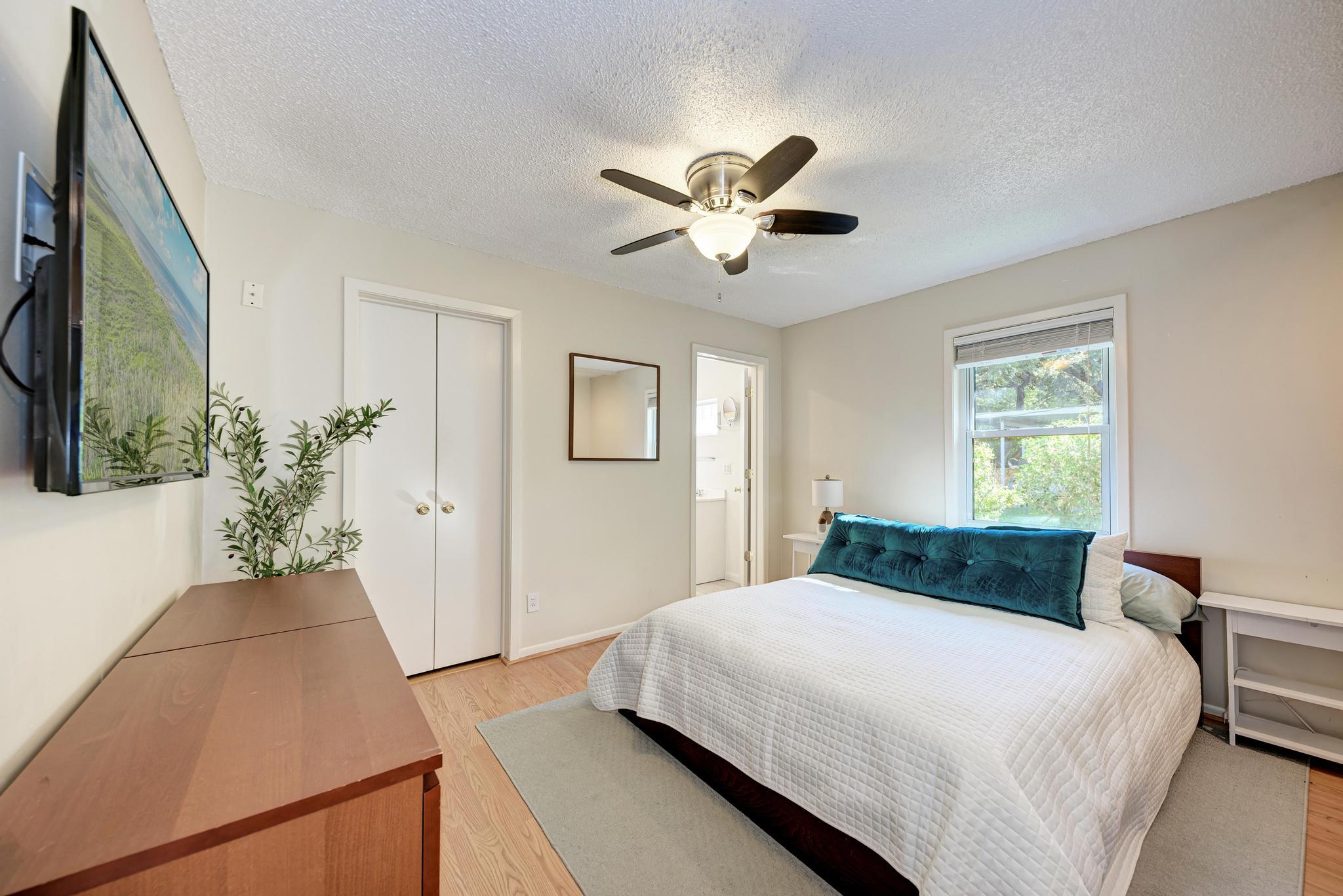 1113 County Road 132B, Kingsland, TX 78639