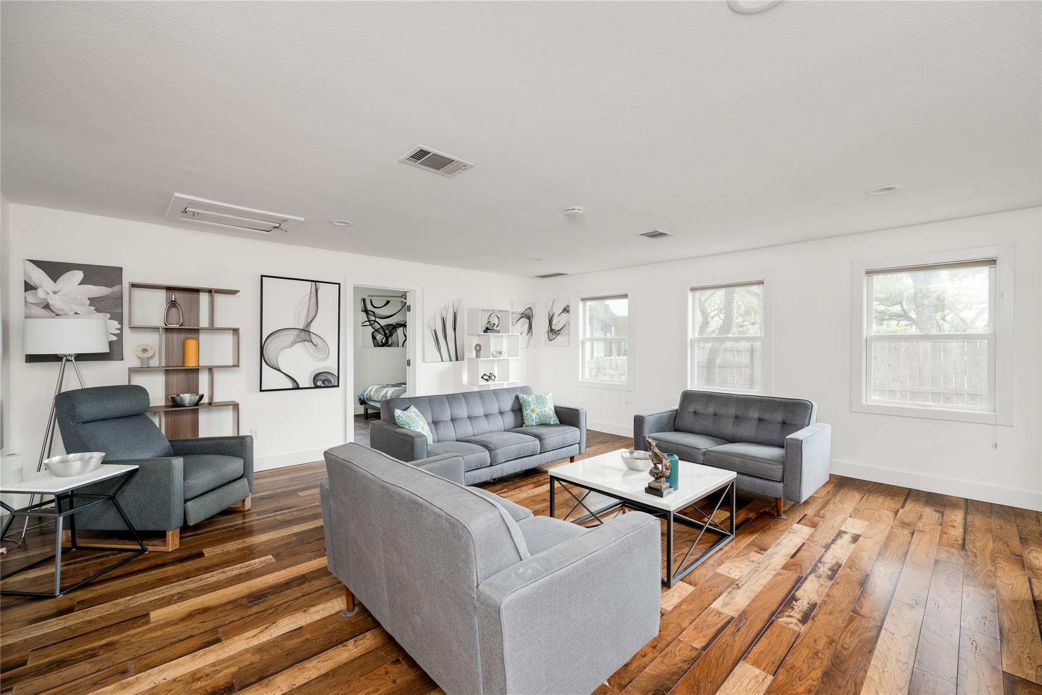 2801 Cedarview Dr # A, Austin, TX 78704