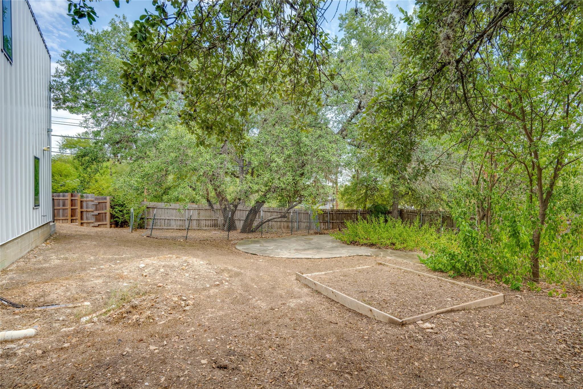 2801 Cedarview Dr # A, Austin, TX 78704