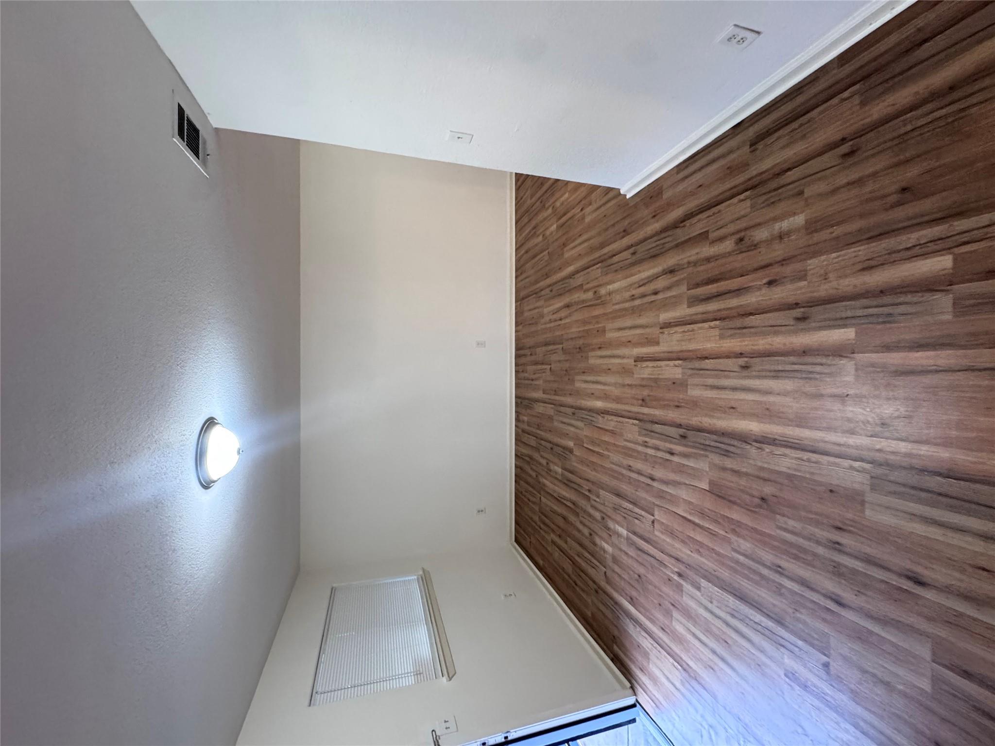 8207 Sam Rayburn Dr # 204, Austin, TX 78753