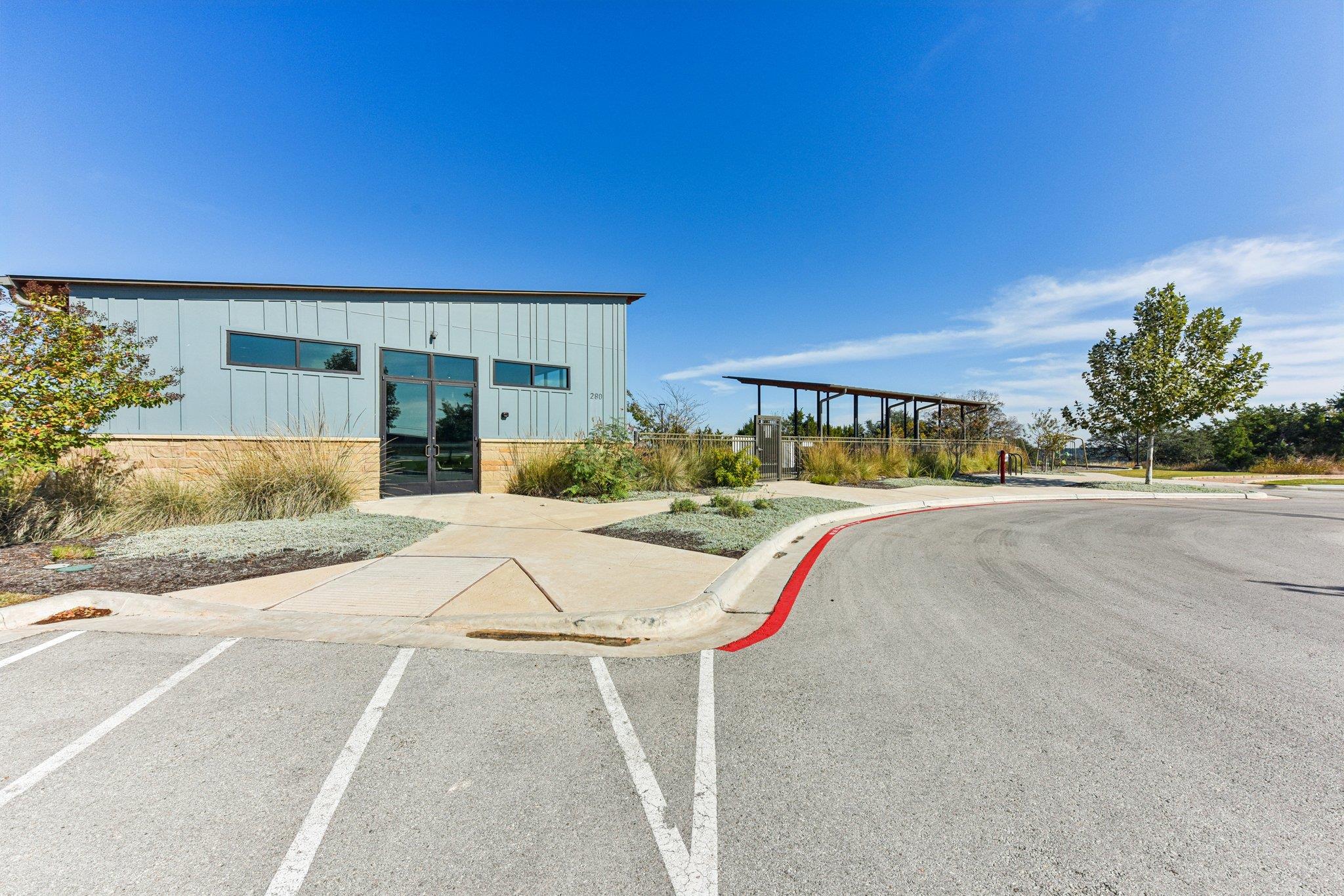 561 Eclipse Dr, Austin, TX 78737