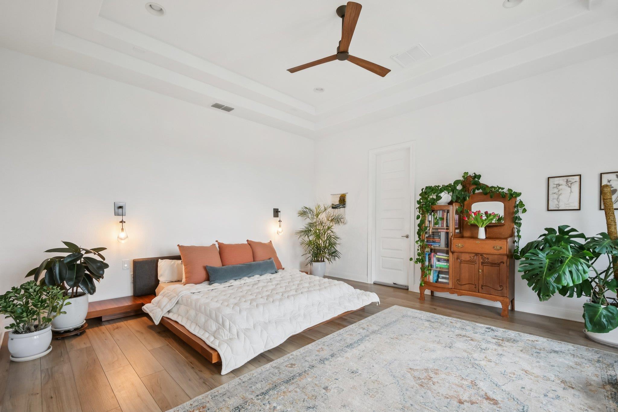 561 Eclipse Dr, Austin, TX 78737