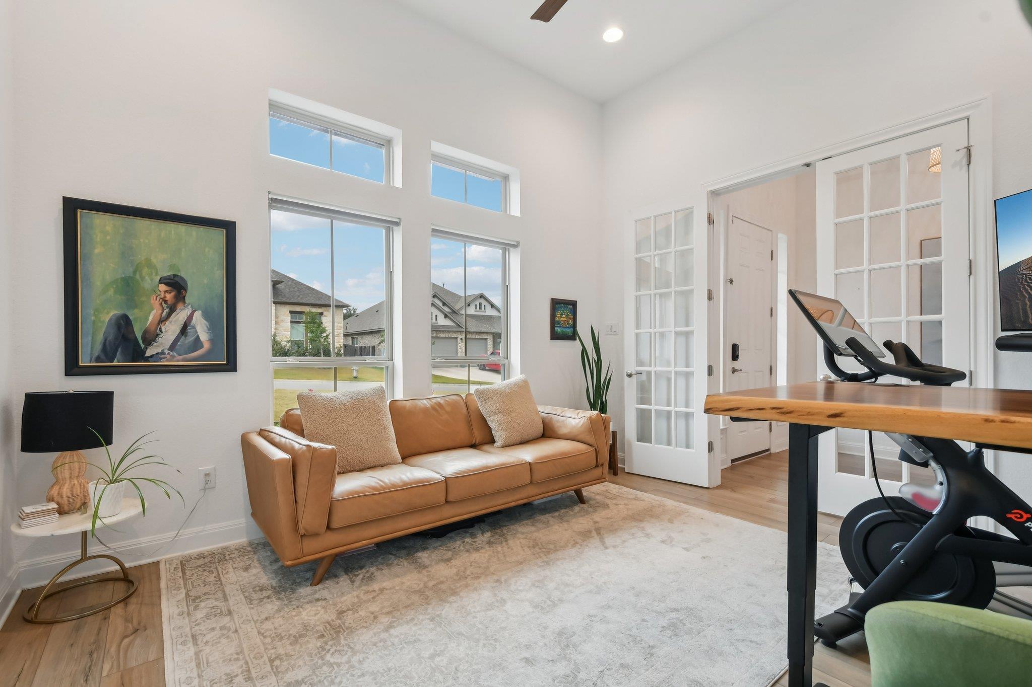 561 Eclipse Dr, Austin, TX 78737