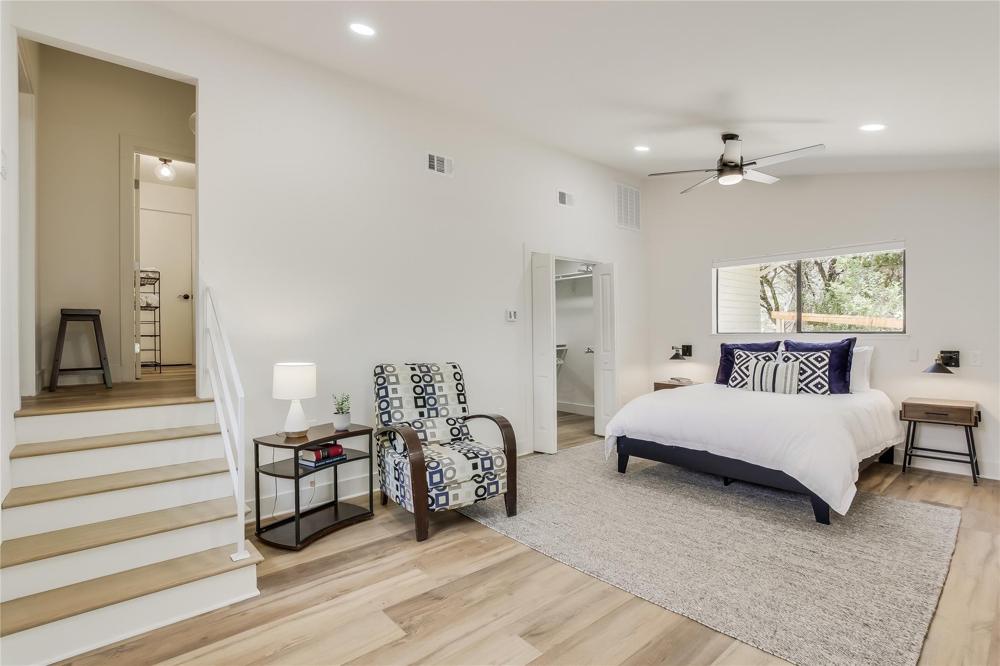 6201 Valleyview St, Lago Vista, TX 78645