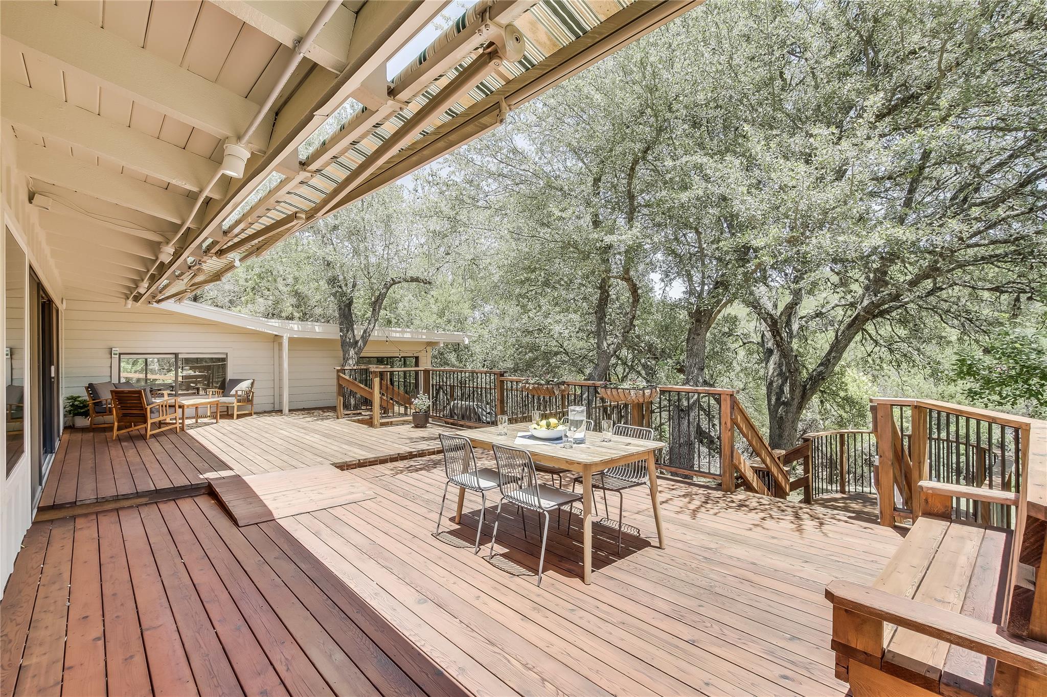 6201 Valleyview St, Lago Vista, TX 78645