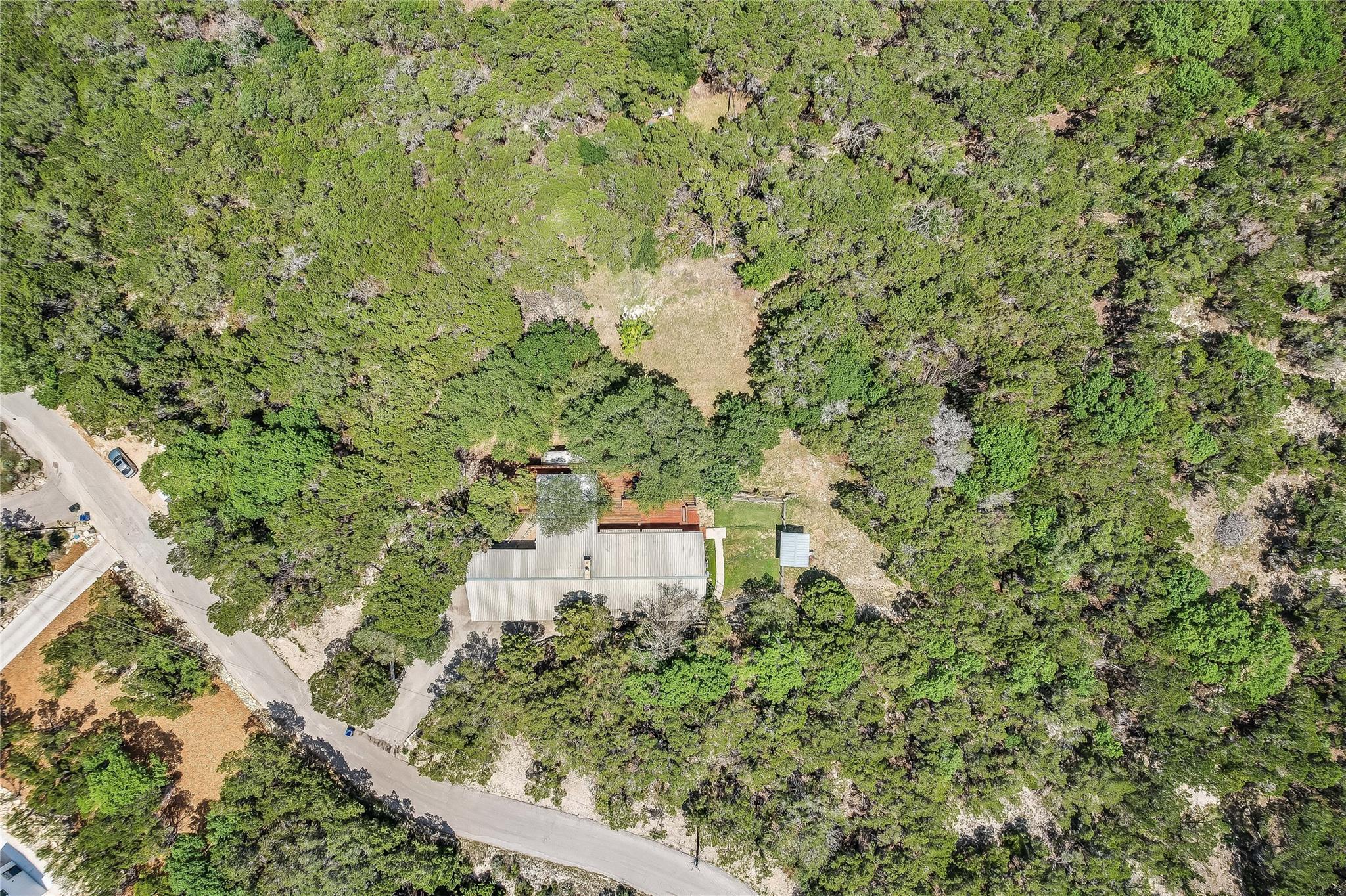 6201 Valleyview St, Lago Vista, TX 78645