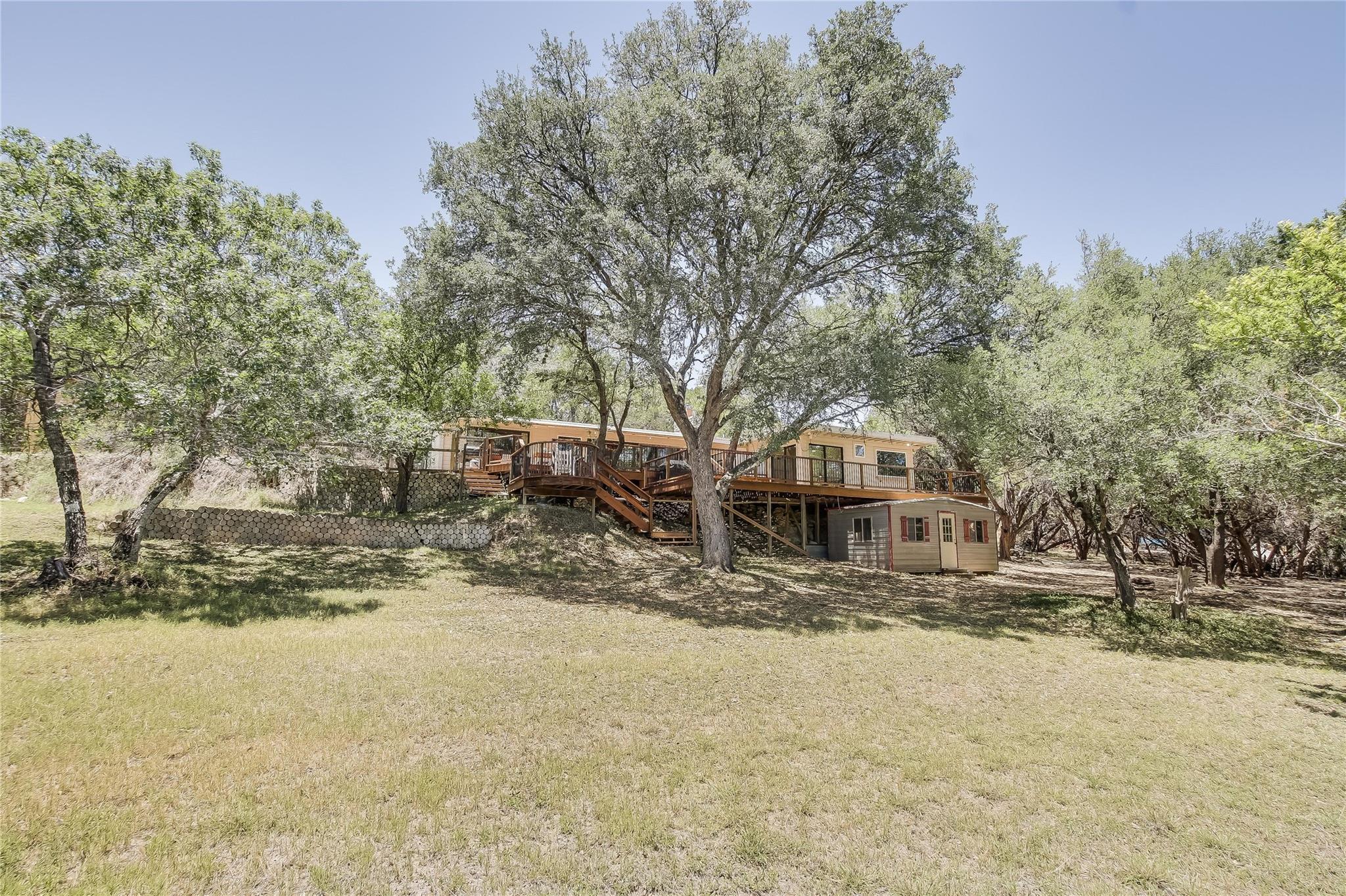 6201 Valleyview St, Lago Vista, TX 78645