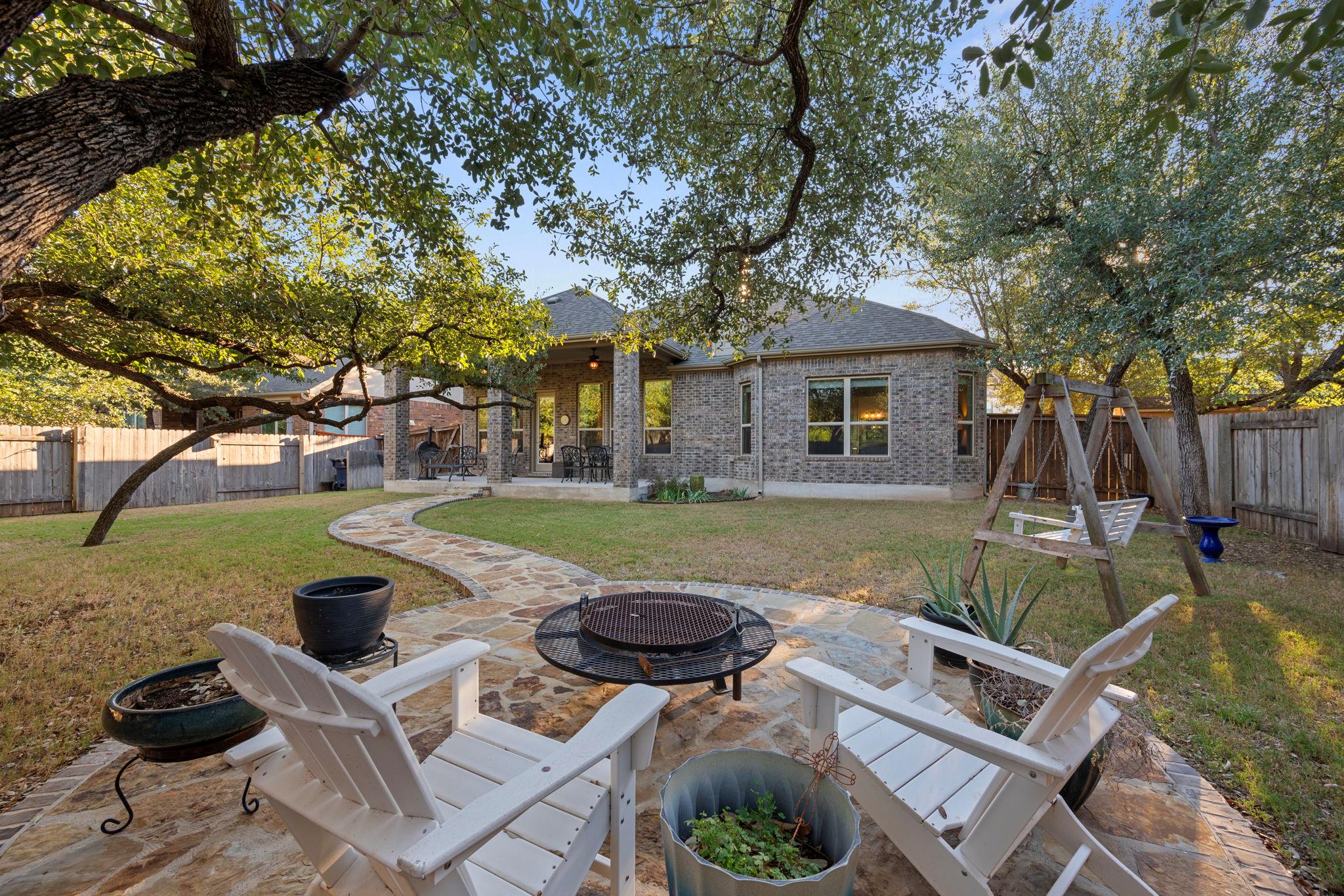 1805 Hollowback Dr, Leander, TX 78641