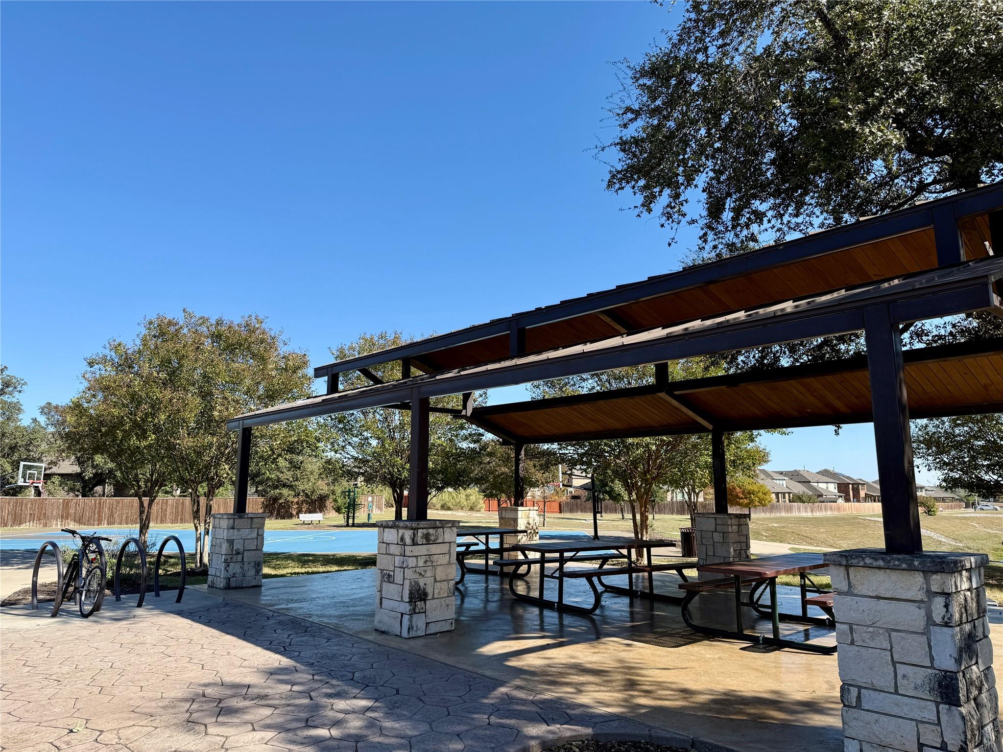 1805 Hollowback Dr, Leander, TX 78641