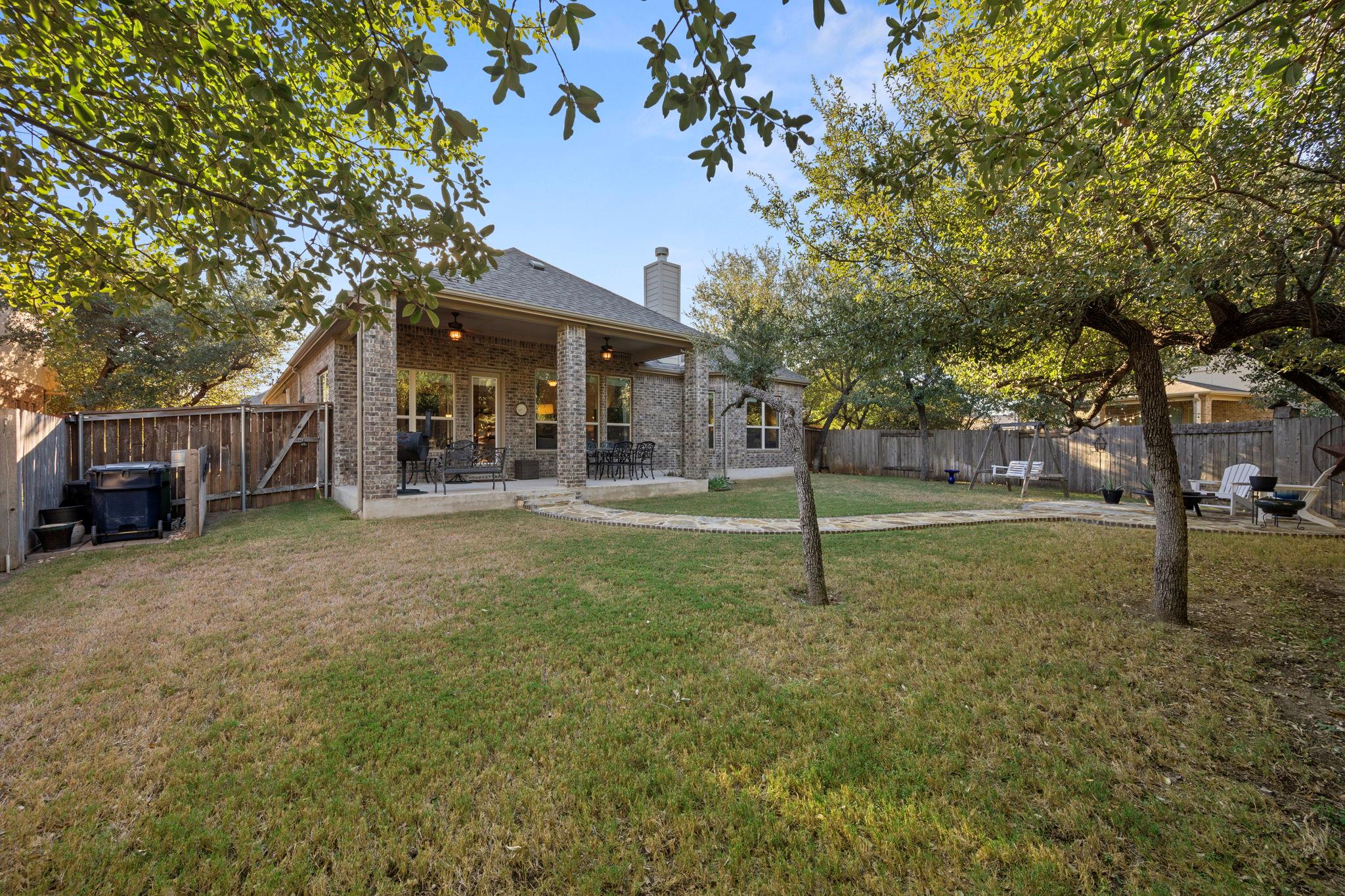 1805 Hollowback Dr, Leander, TX 78641