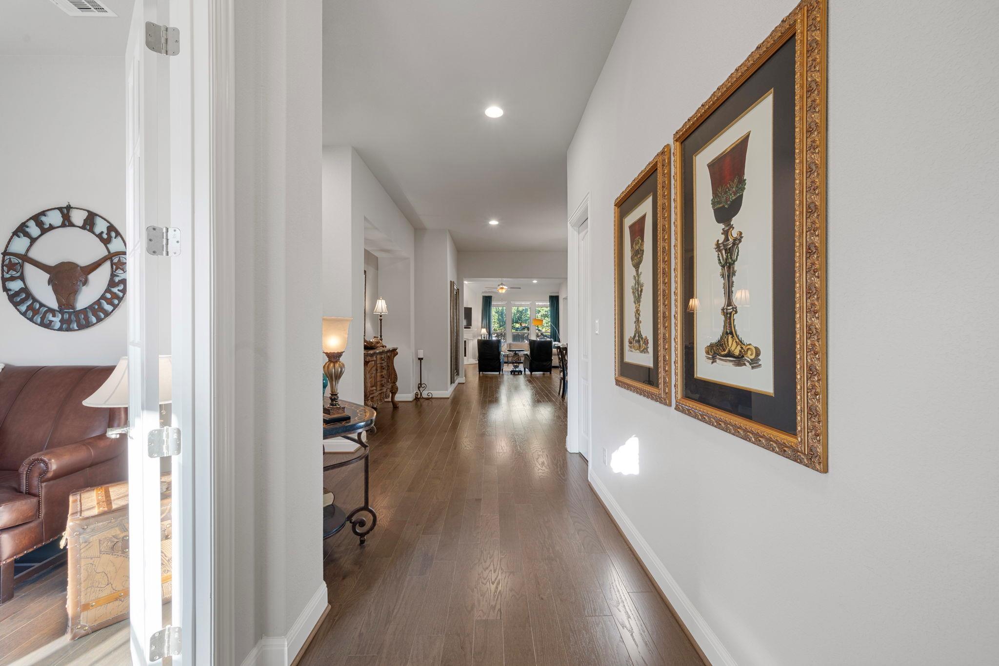 1805 Hollowback Dr, Leander, TX 78641