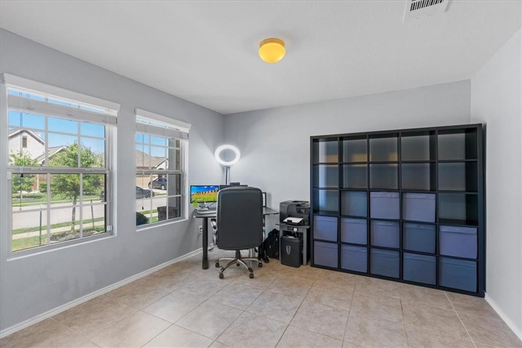 1104 Hillrose Dr, Leander, TX 78641